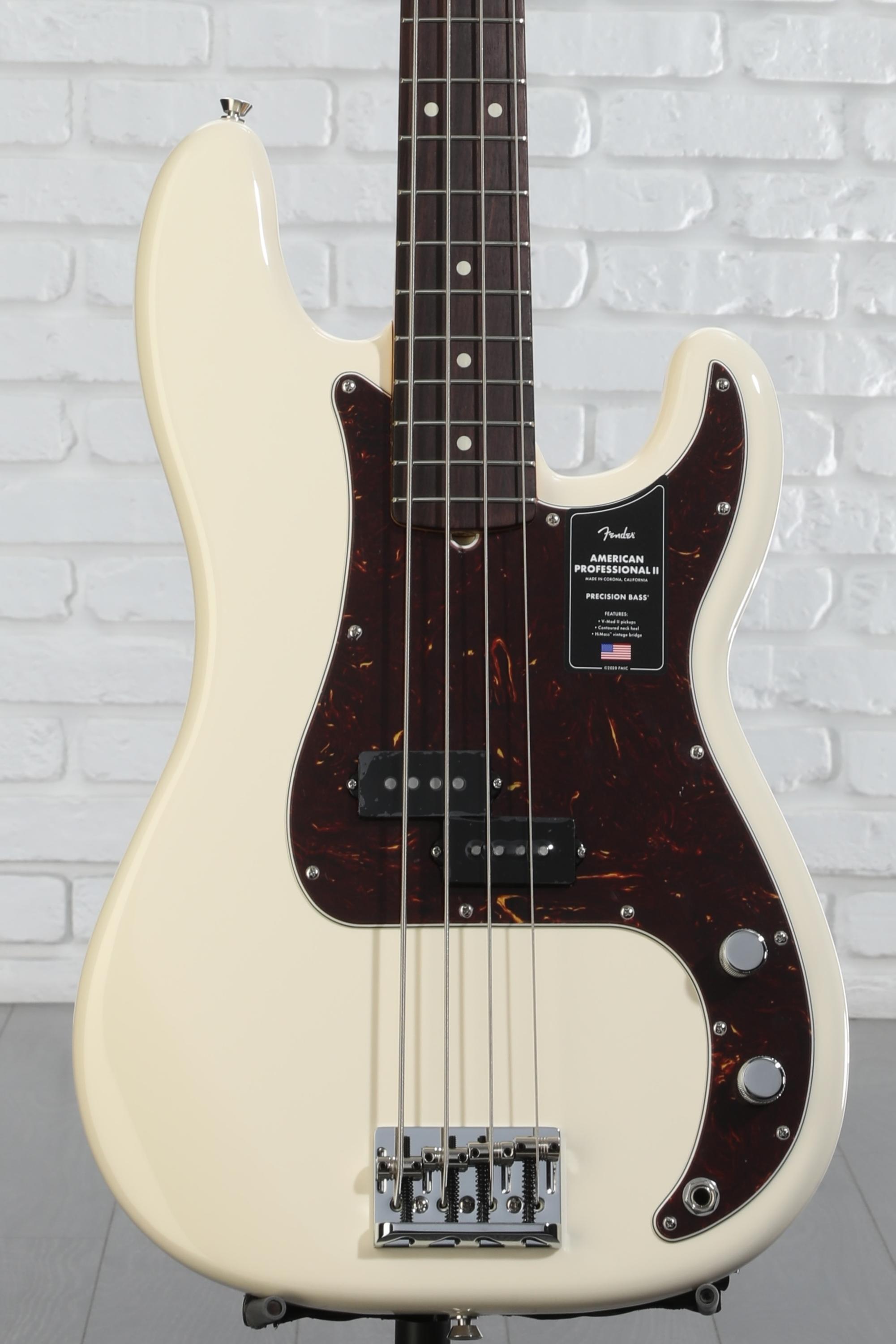 ベース Fender American Professional II Bass