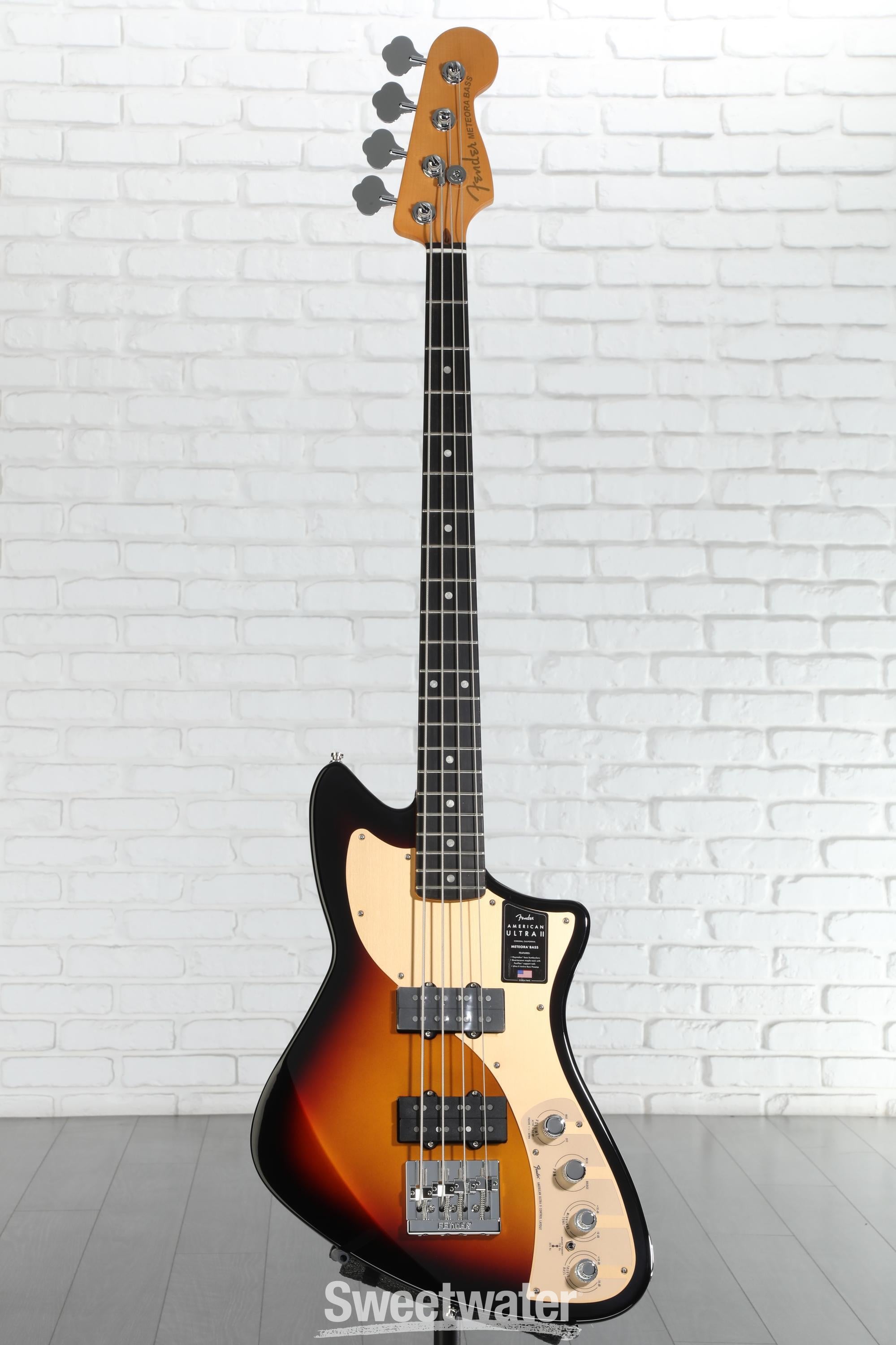 Fender American Ultra II Meteora Bass - Ultraburst, Ebony