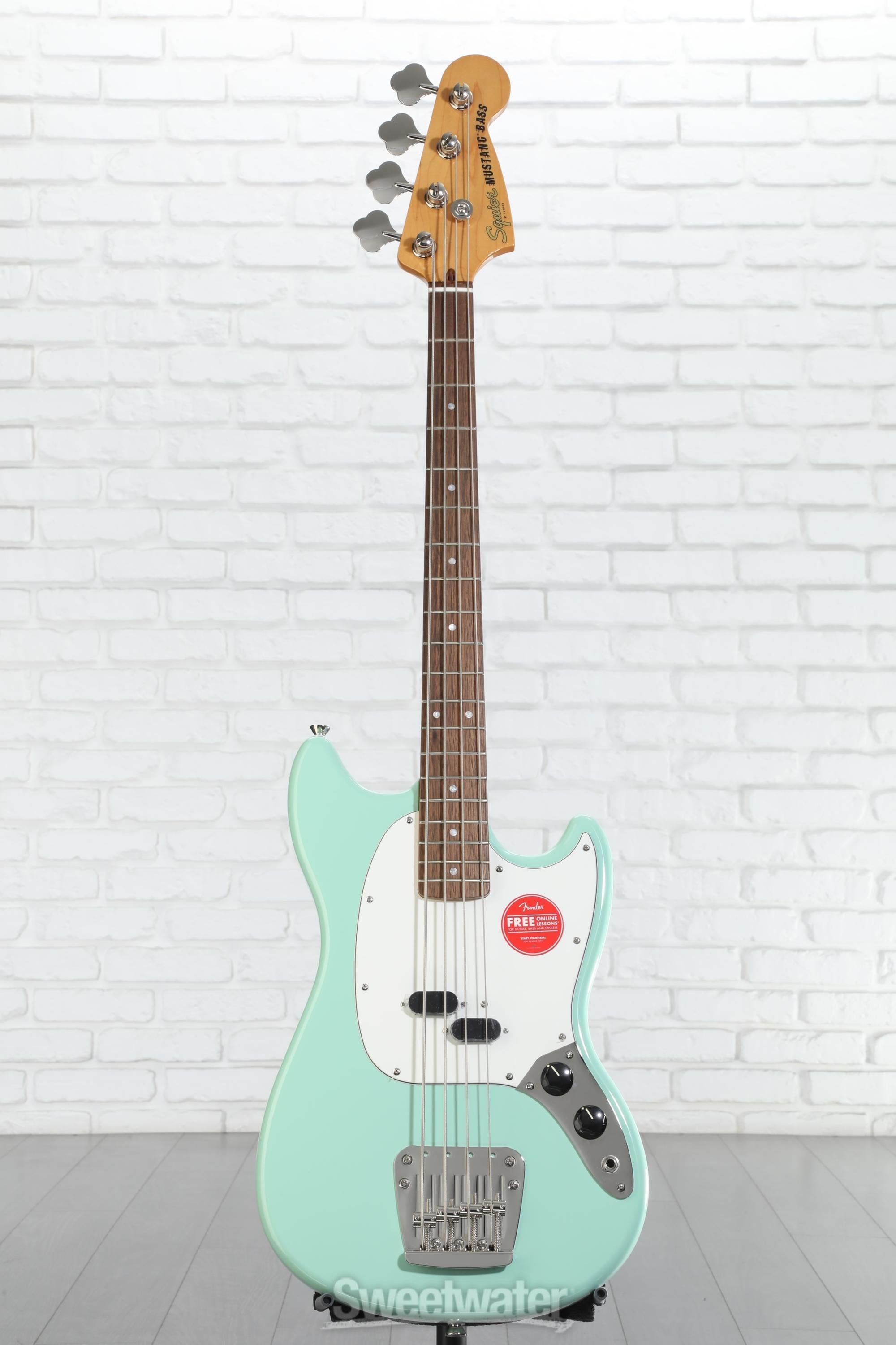 Squier Classic Vibe '60s Mustang Bass - Surf Green Reviews