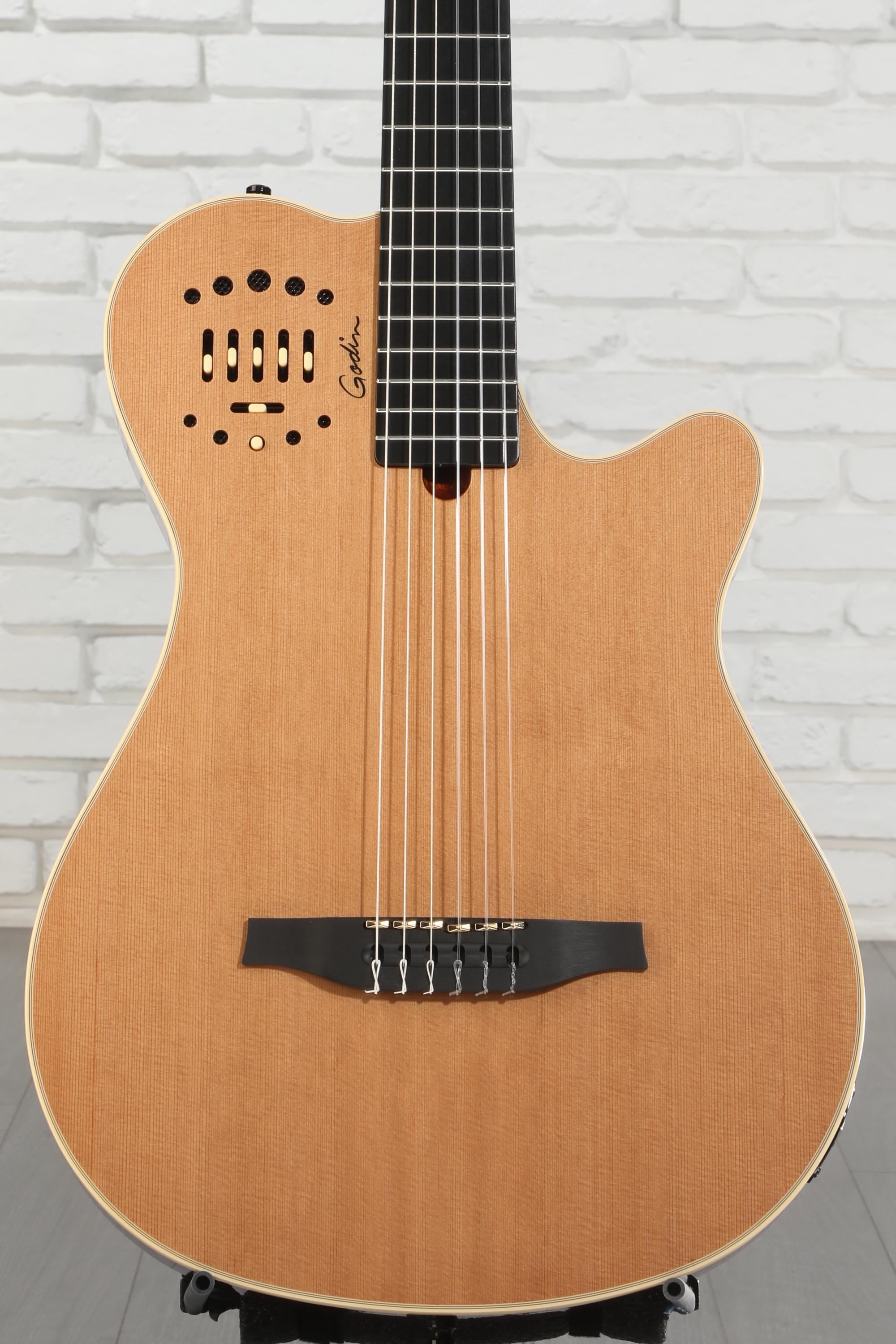 その他 Godin Multiac Grand Concert HG Godin Multiac Grand Concert 7 HG with Bag at Gear4music