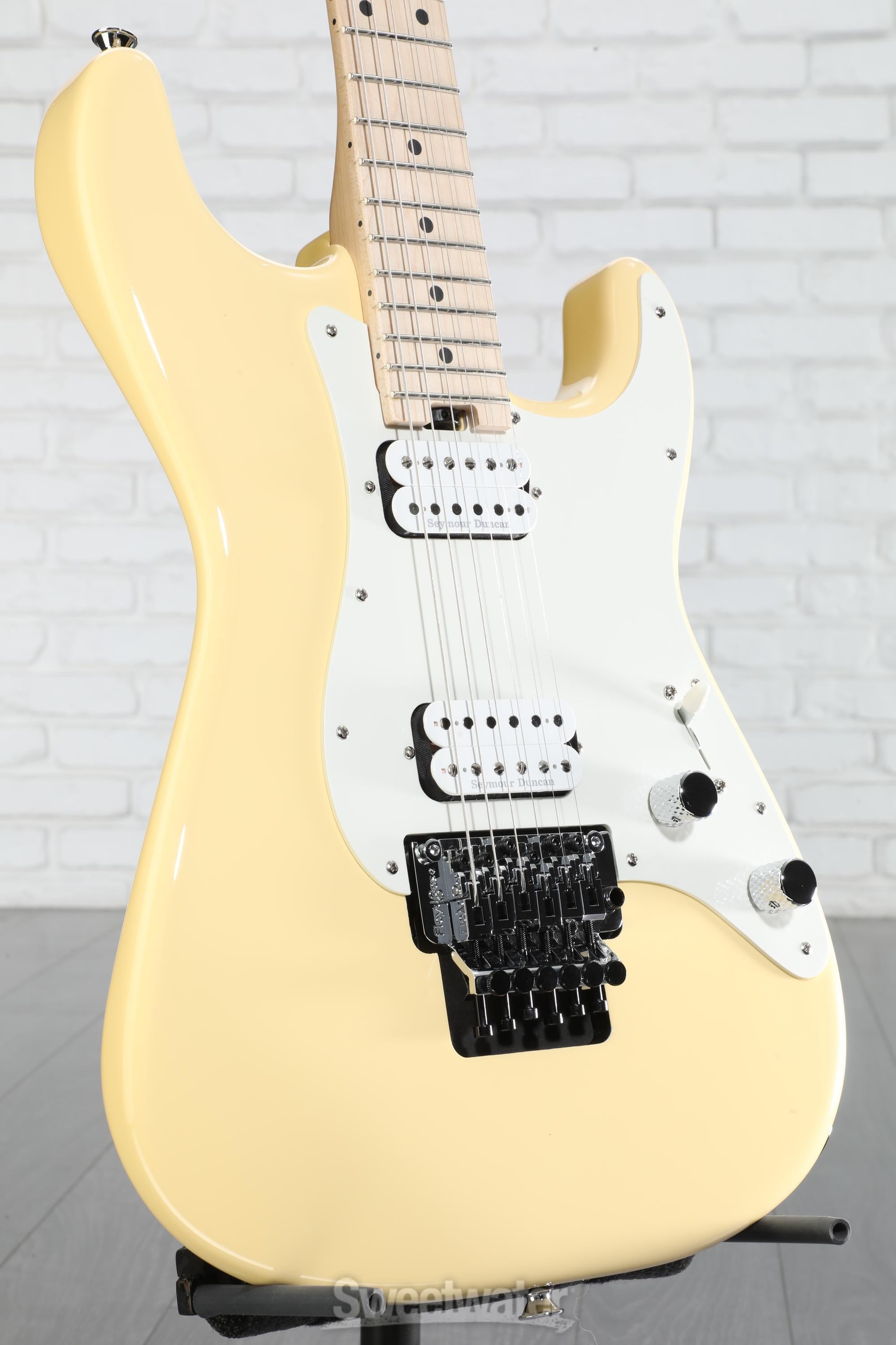 Charvel Pro-Mod So-Cal Style 1 HH FR M - Vintage White | Sweetwater