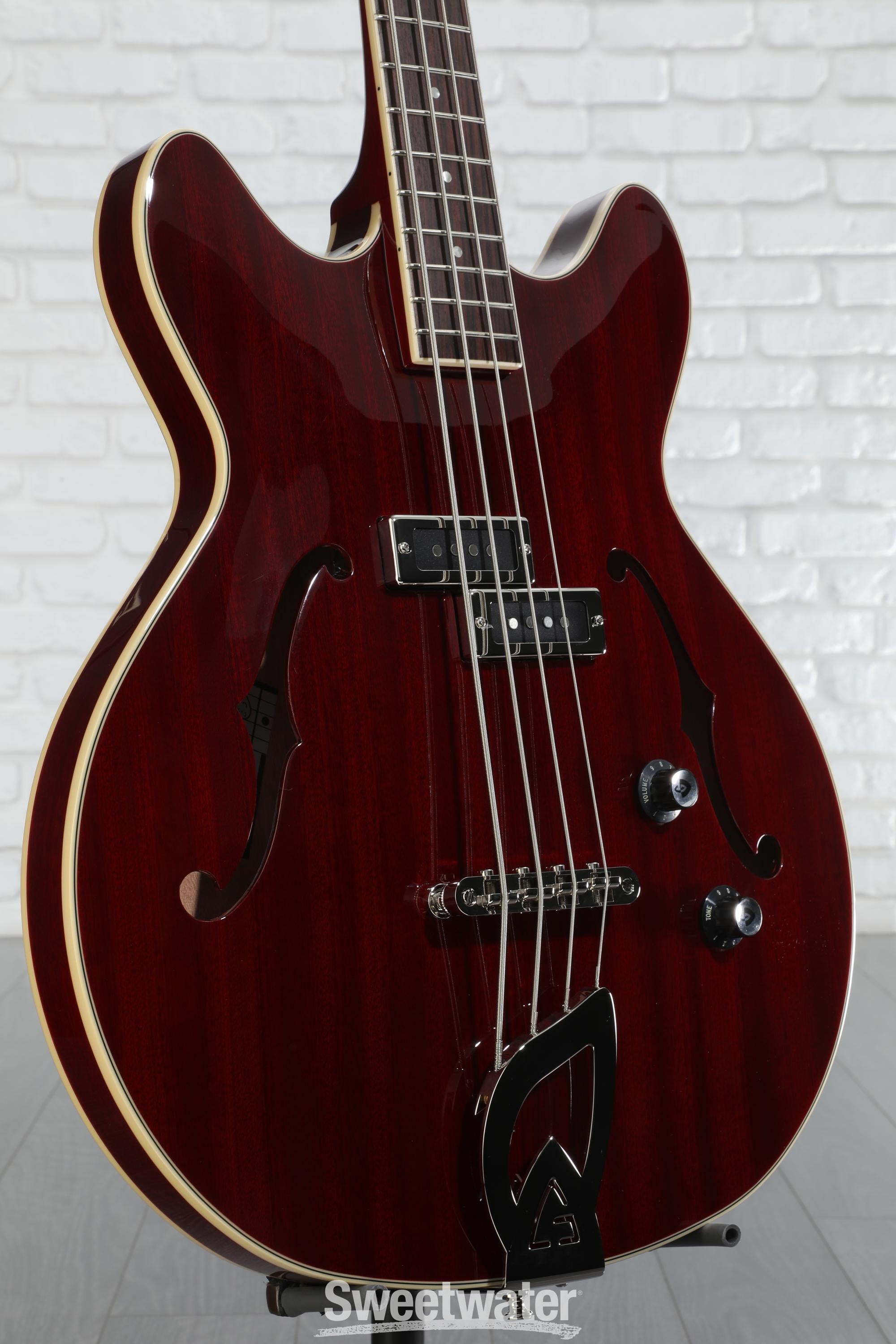 Guild Starfire I Bass Guitar - Cherry | Sweetwater