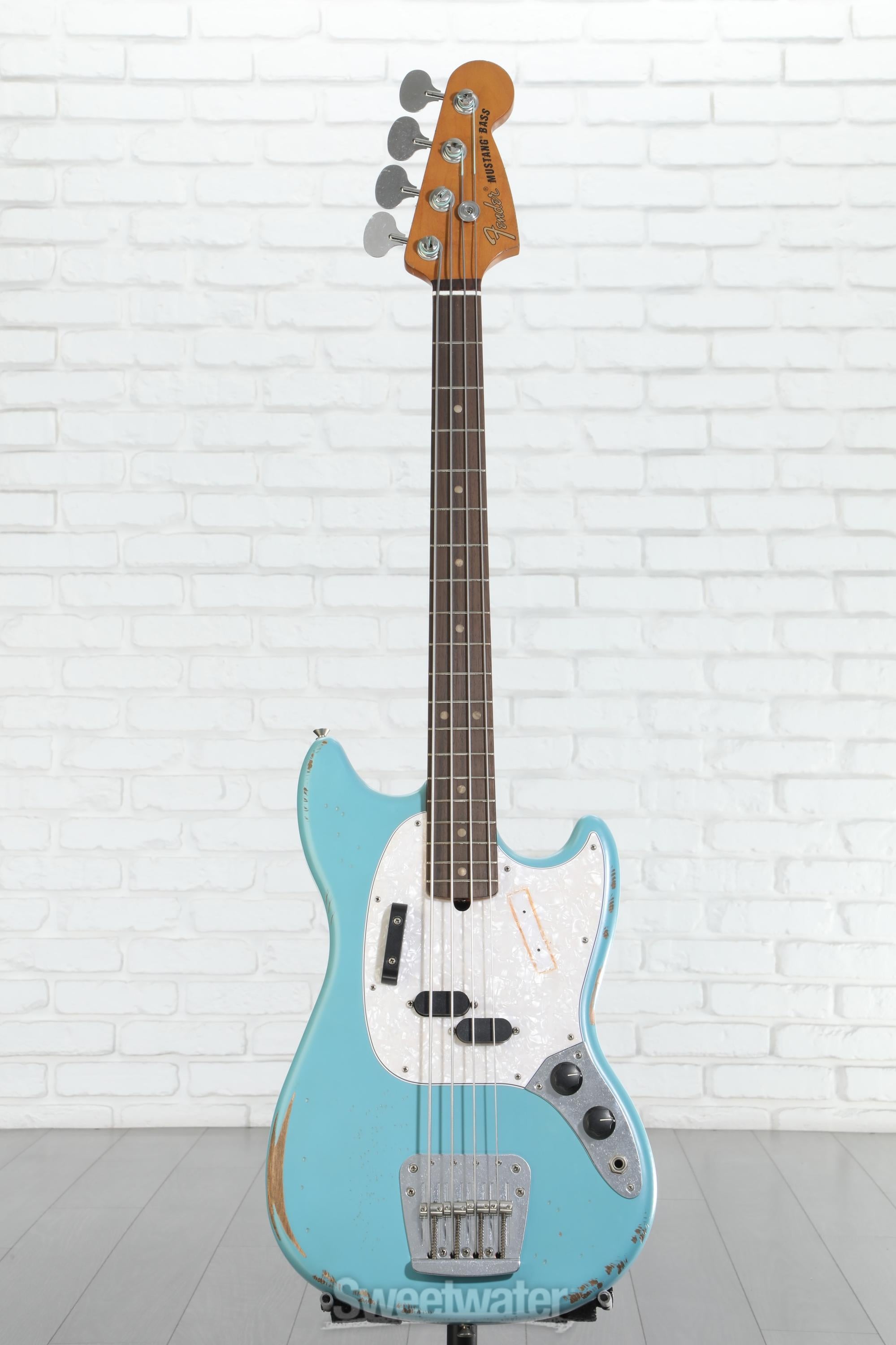 ベース FENDER JMJ Road Worn Mustang Bass Amazon.com: Fender JMJ Road Worn Mustang Bass, Faded Daphne Blue