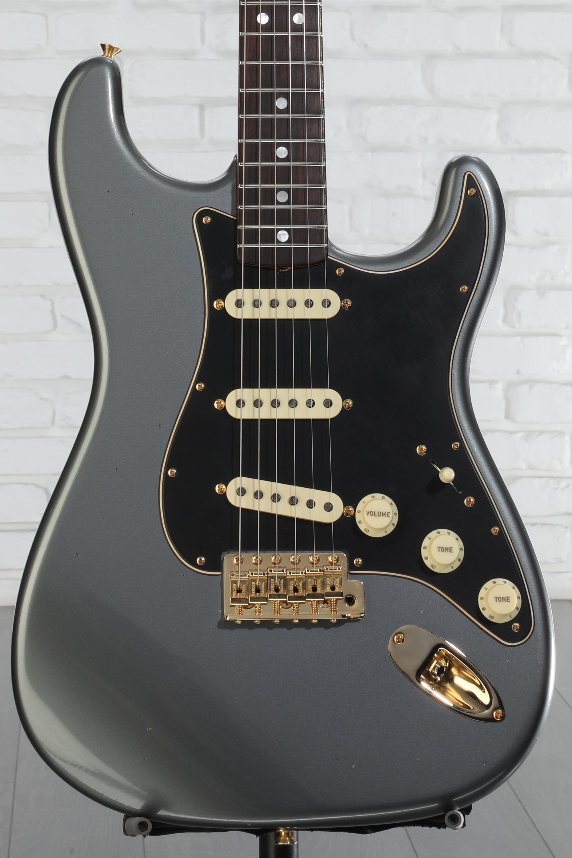 Fender Custom Shop Limited-edition '65 Dual-Mag Strat Journeyman