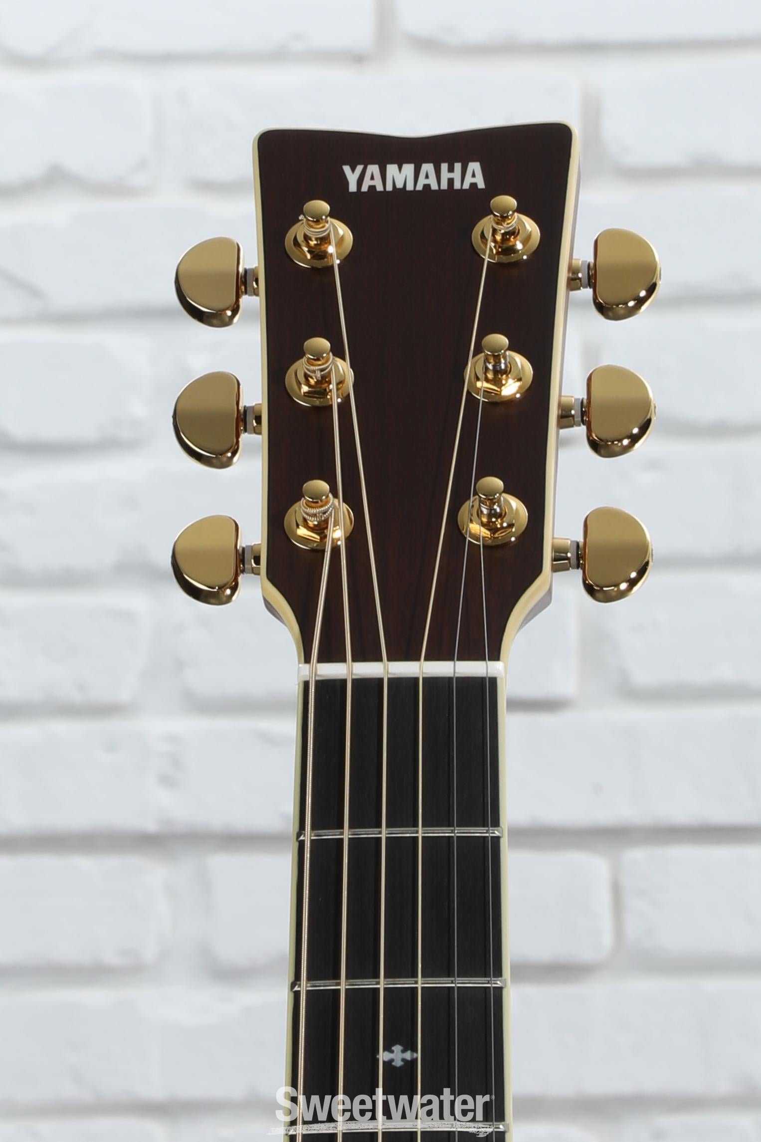 Yamaha LL16D ARE Original Jumbo Acoustic-electric Guitar