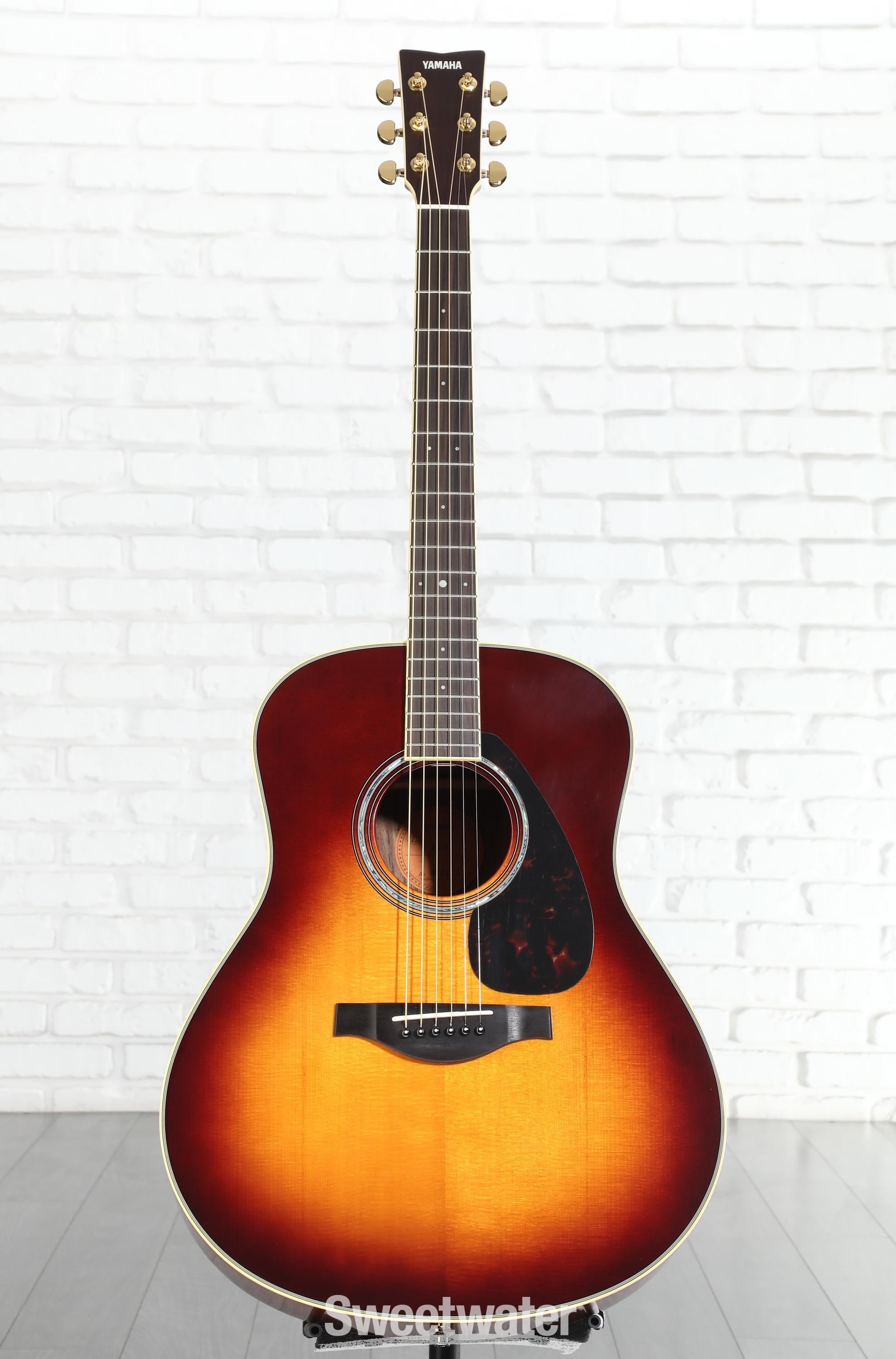 Yamaha LL6 ARE Original Jumbo Acoustic Guitar - Brown Sunburst Yamaha LL6 ARE Original Jumbo Acoustic Guitar - Brown Sunburst