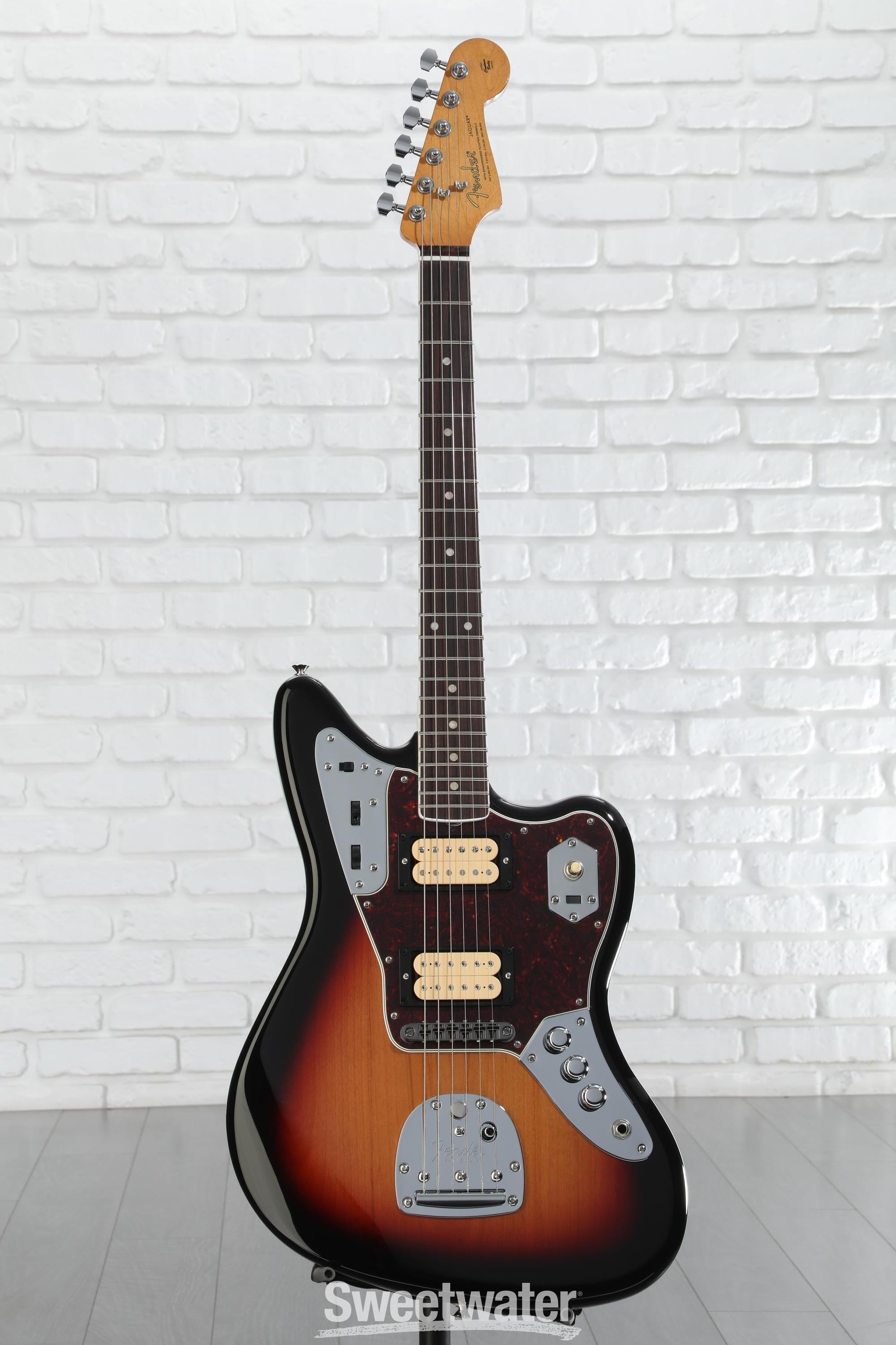 ギター Fender Mexico Kurt Cobain Jaguar Amazon.com: Fender Kurt Cobain Jaguar NOS - 3-Tone Sunburst