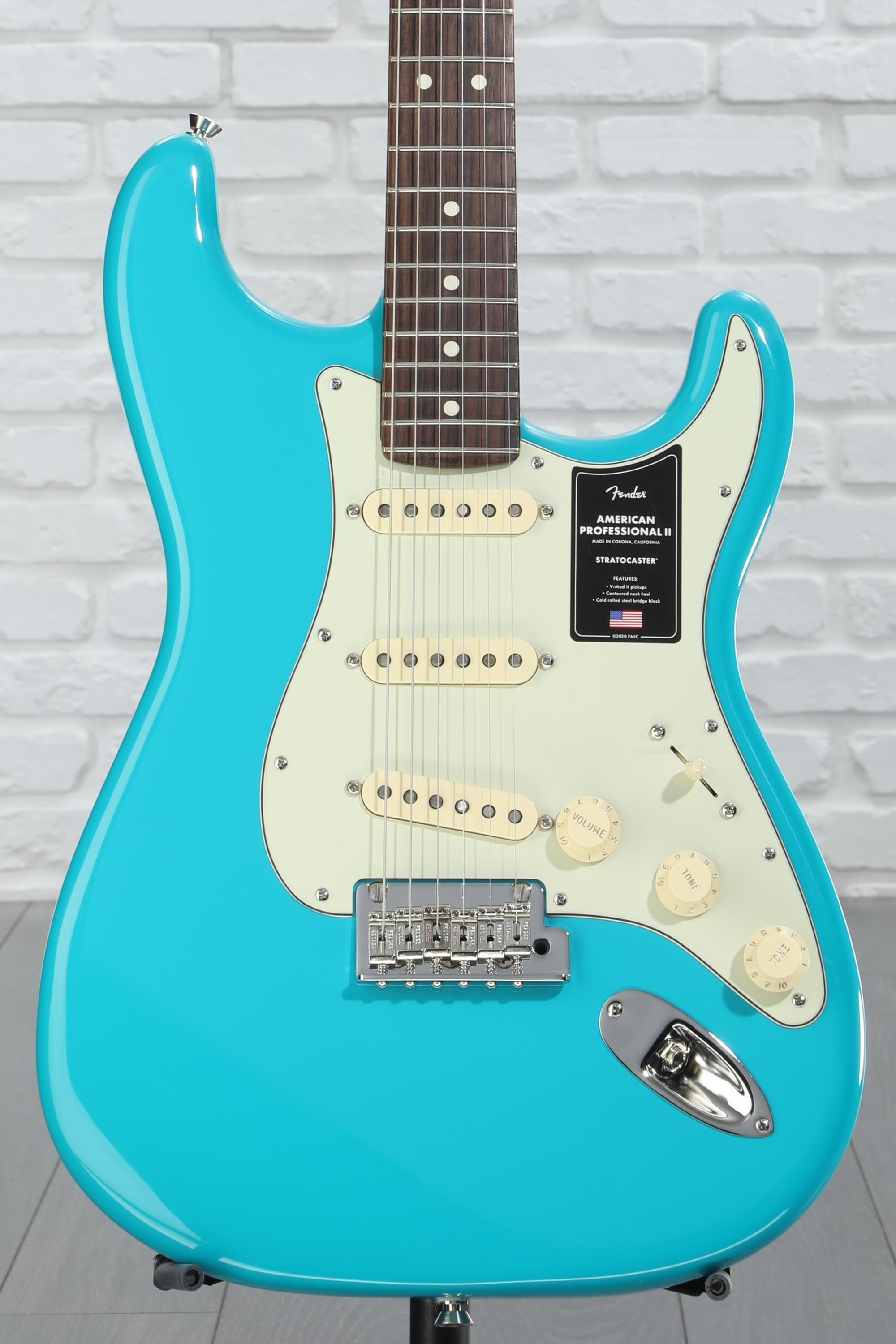Fender American Professional II Stratocaster - Miami Blue