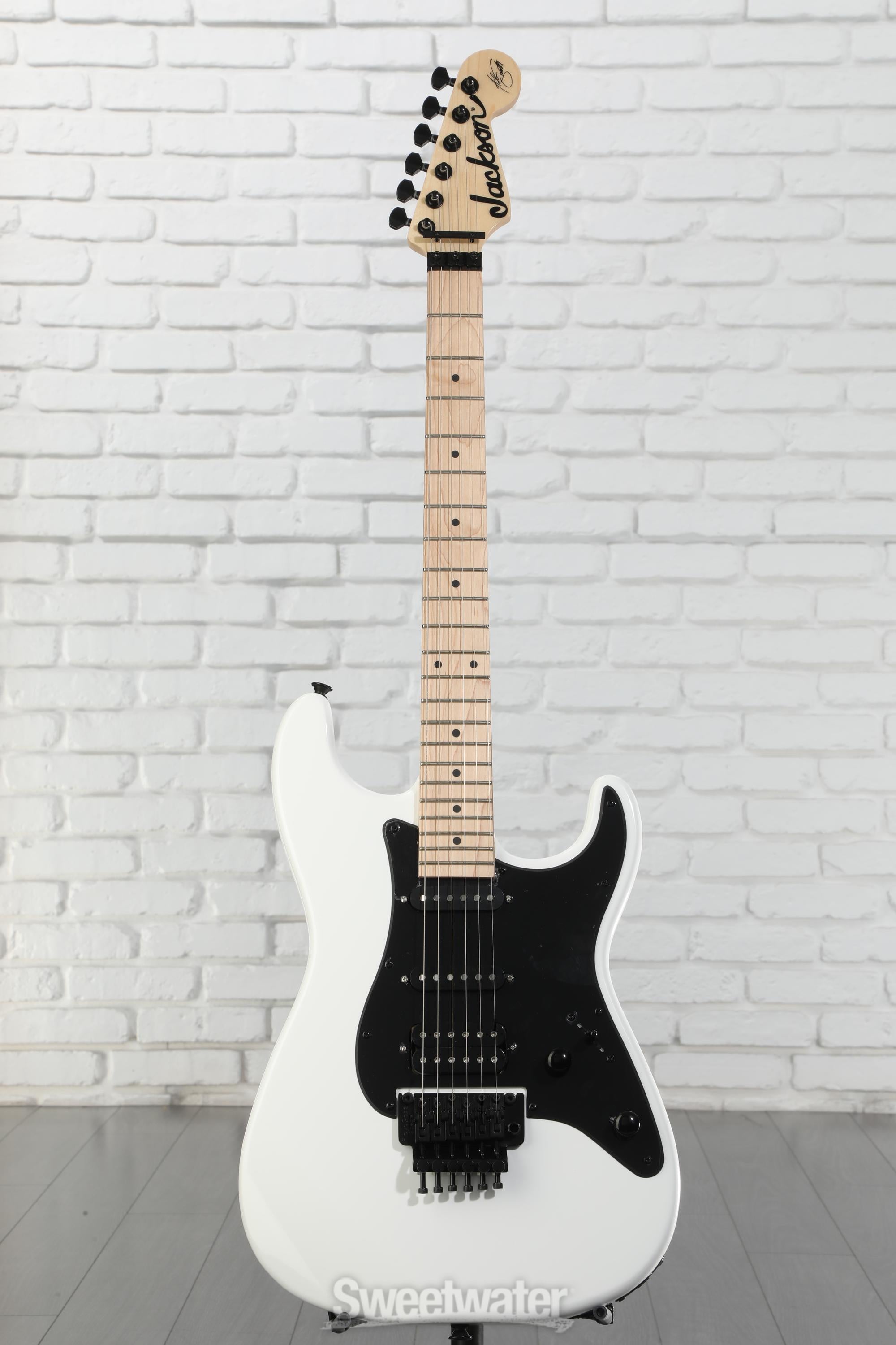 Jackson X Series Signature Adrian Smith SDX - Snow White with