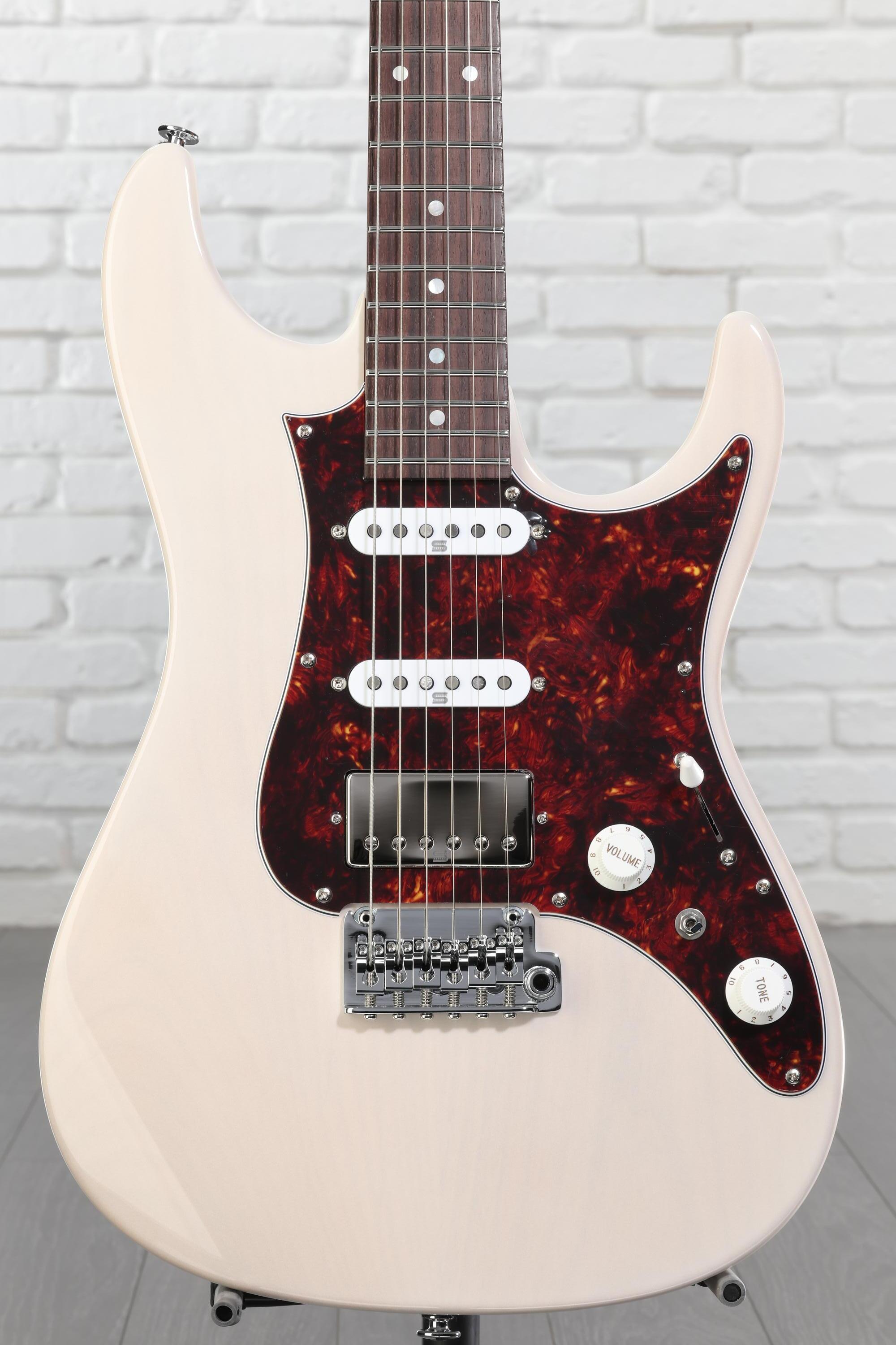 Ibanez AZ2204N AWD ストラト　stratocaster Ibanez Prestige AZ2204N Electric Guitar - Antique White Blonde