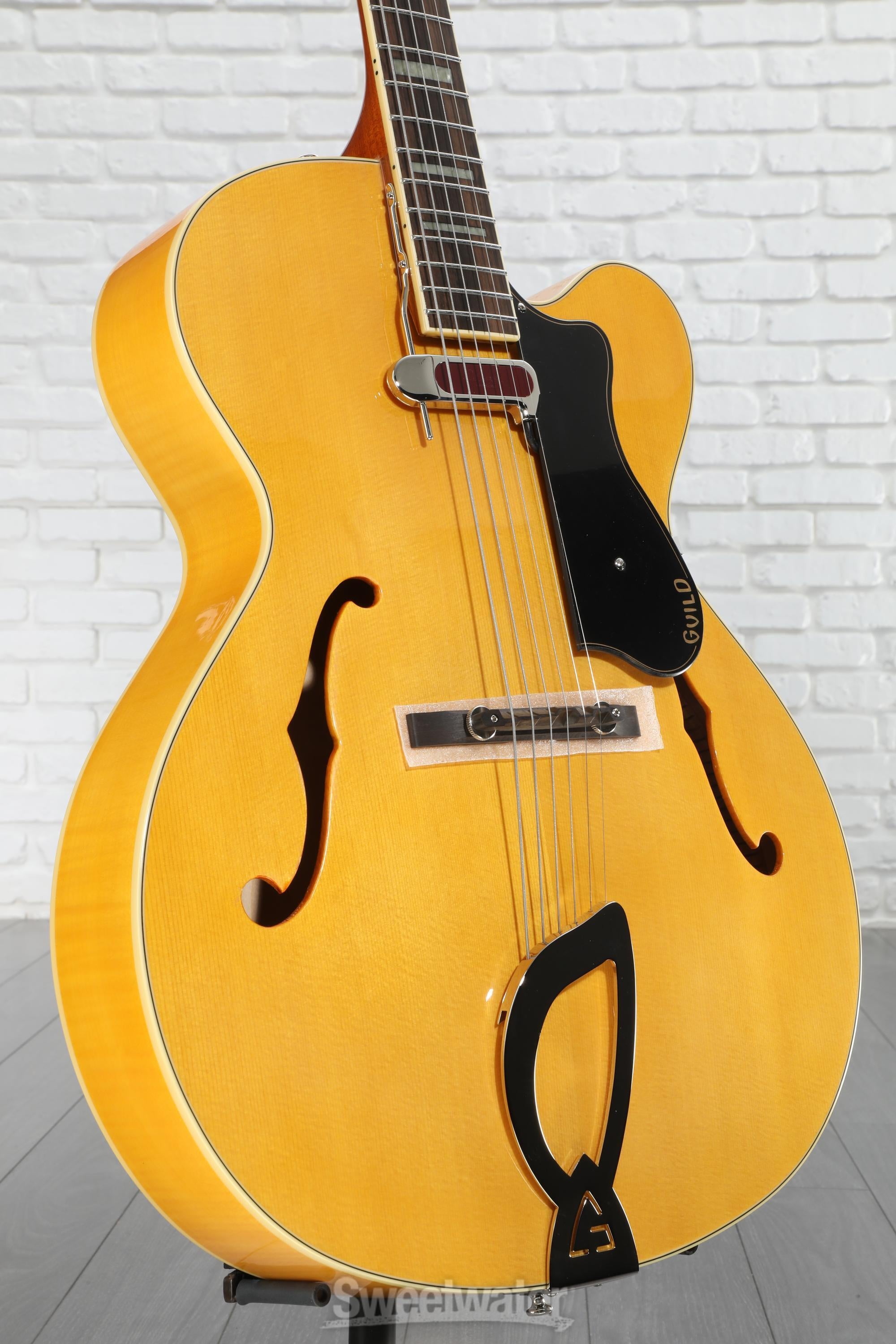 Guild Newark Street, A-150 Savoy Hollowbody Electric Guitar