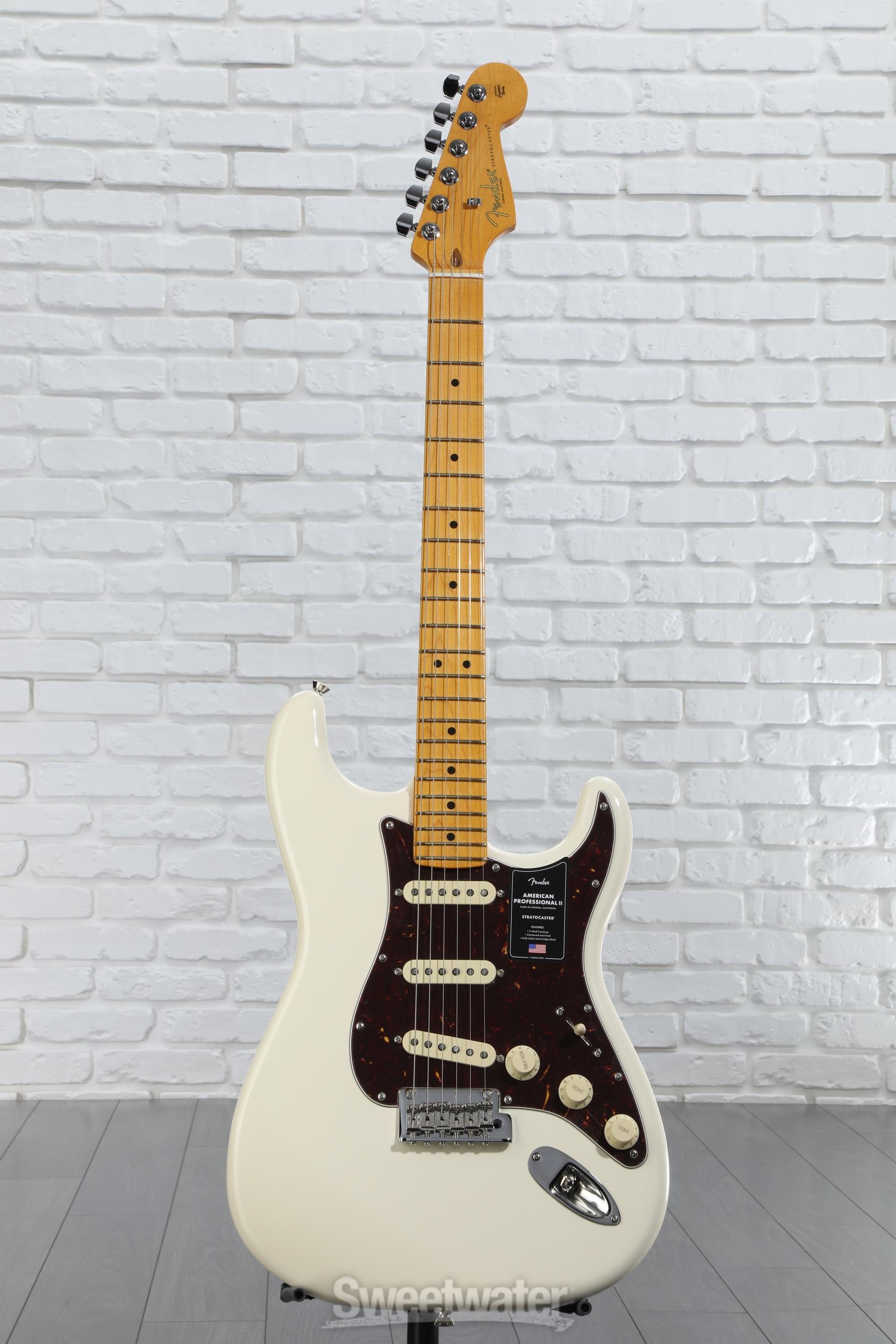 ギター Fender American Professional ll ST Amazon.com: Fender American Professional II Stratocaster
