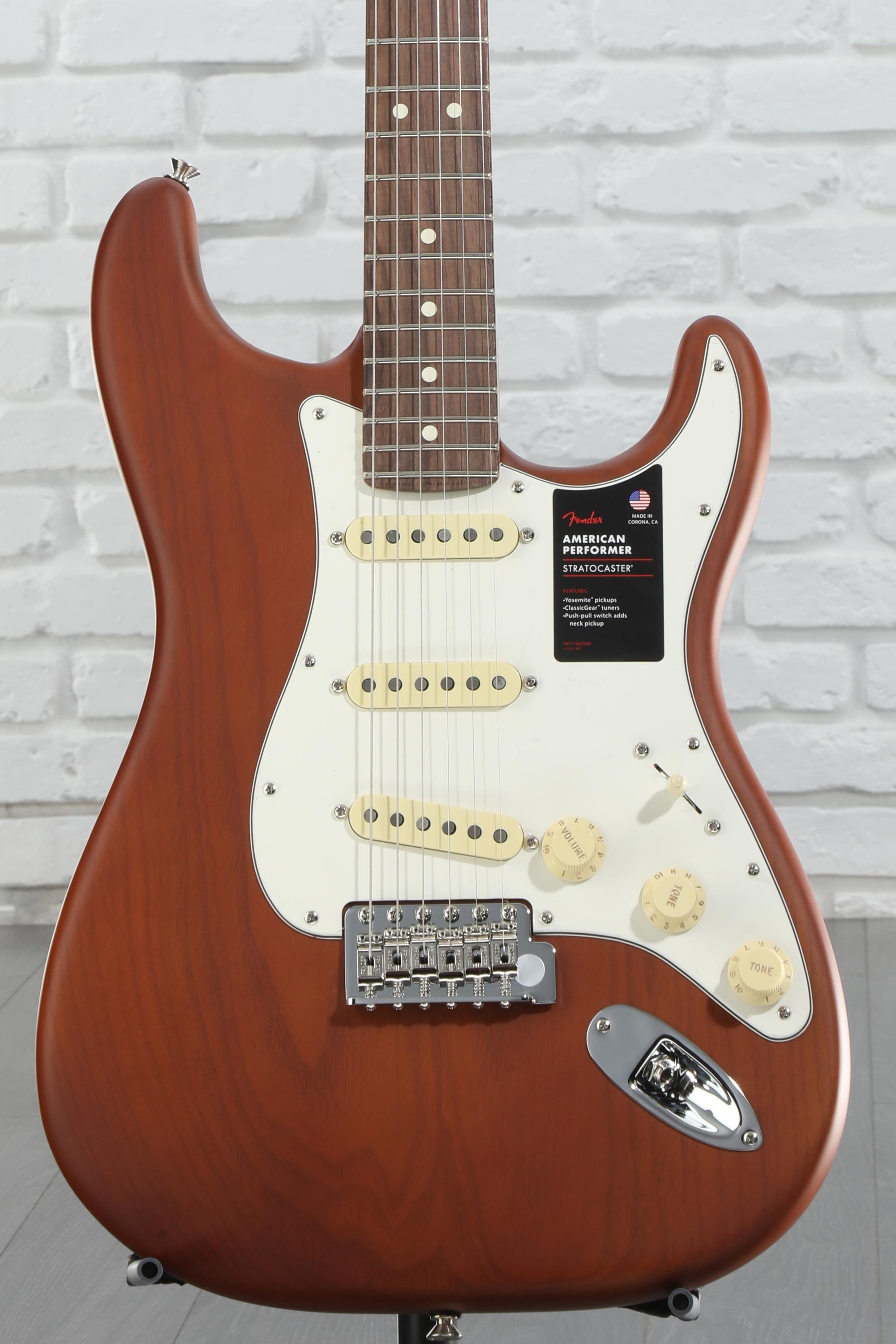 American Performer Stratocaster® – Fender