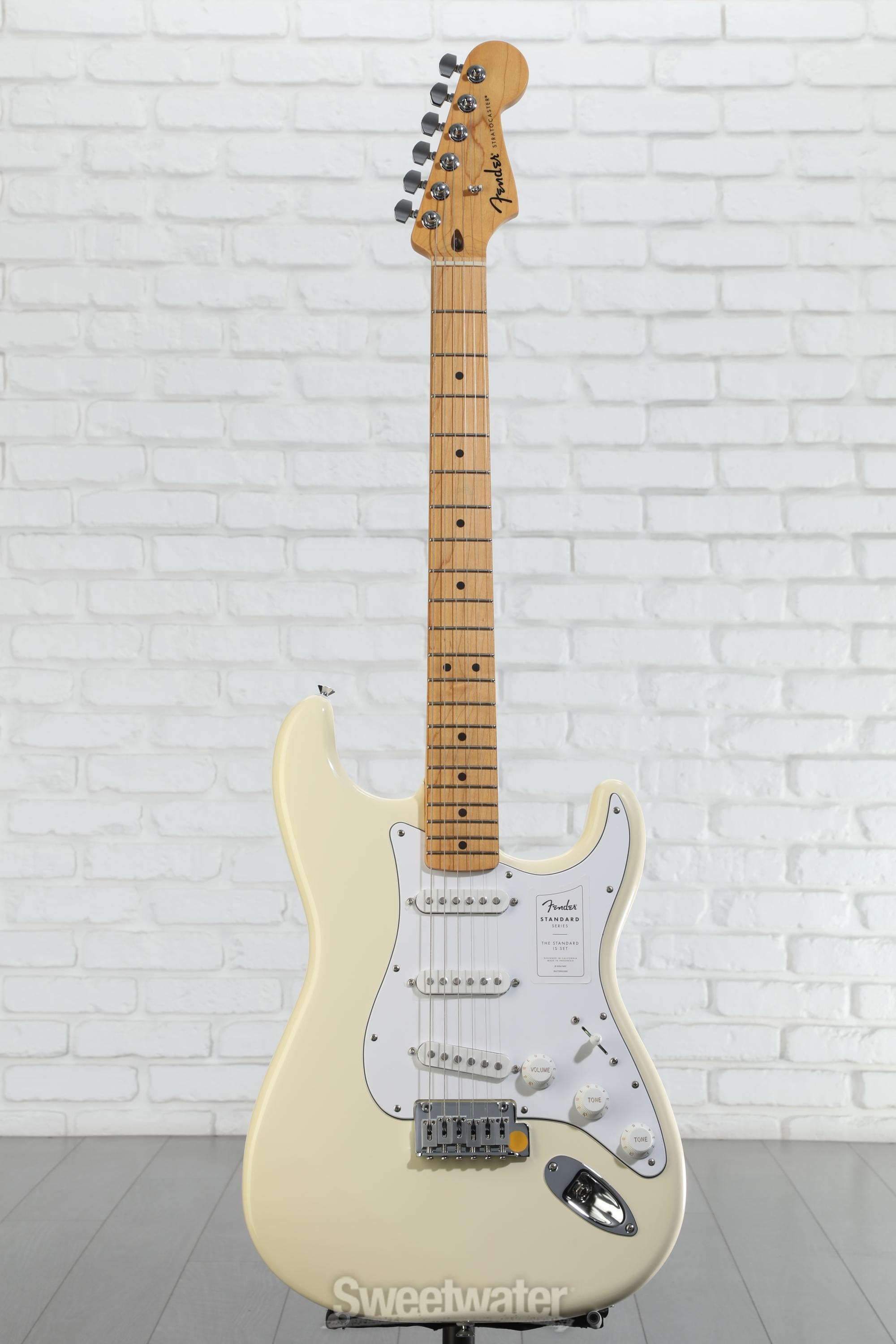 ギター FENDER AM STANDARD ST OWT/M ギター FENDER AM STANDARD ST OWT/M FENDER USA AM STD