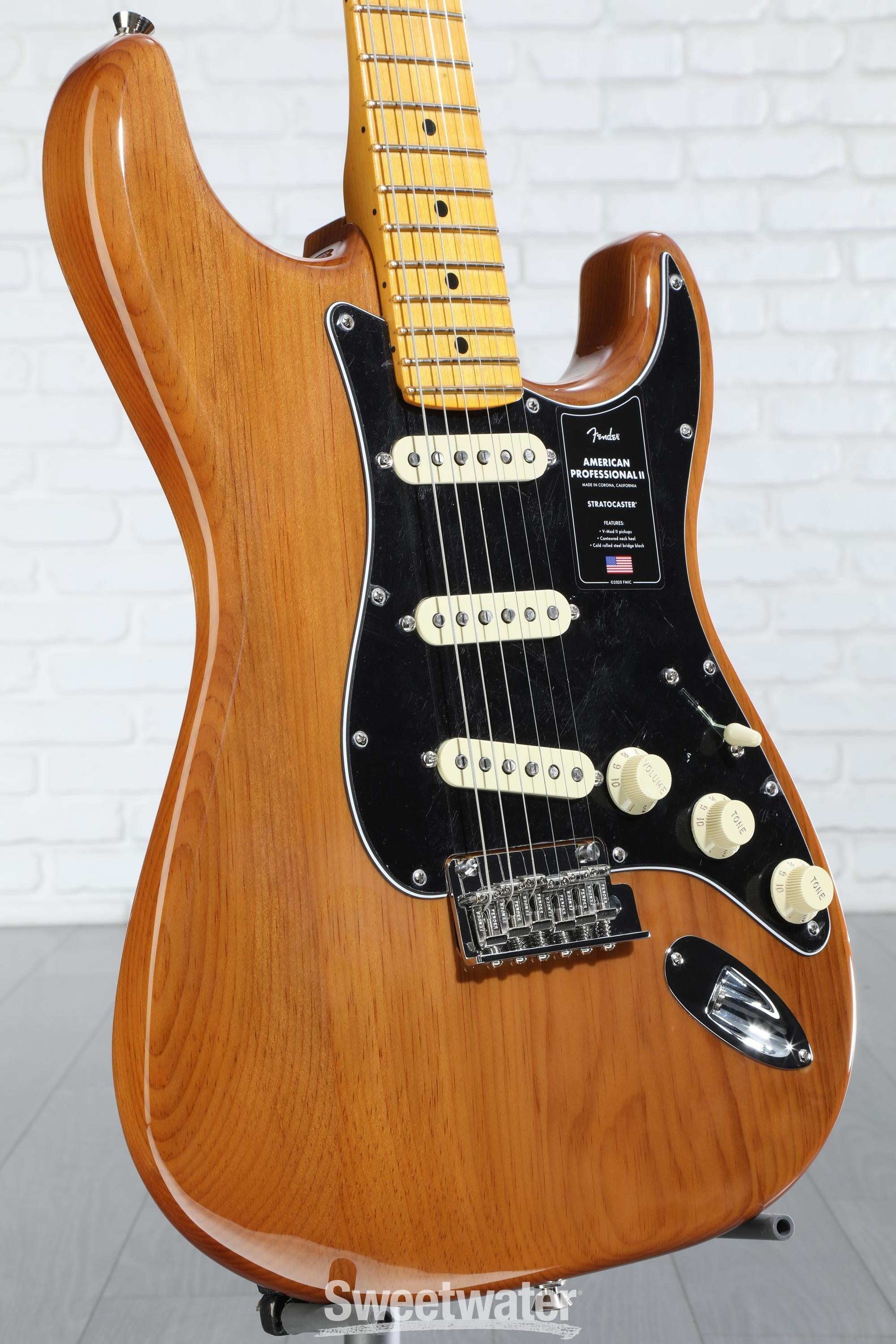 Fender American Professional II Stratocaster Maple Roasted Pine