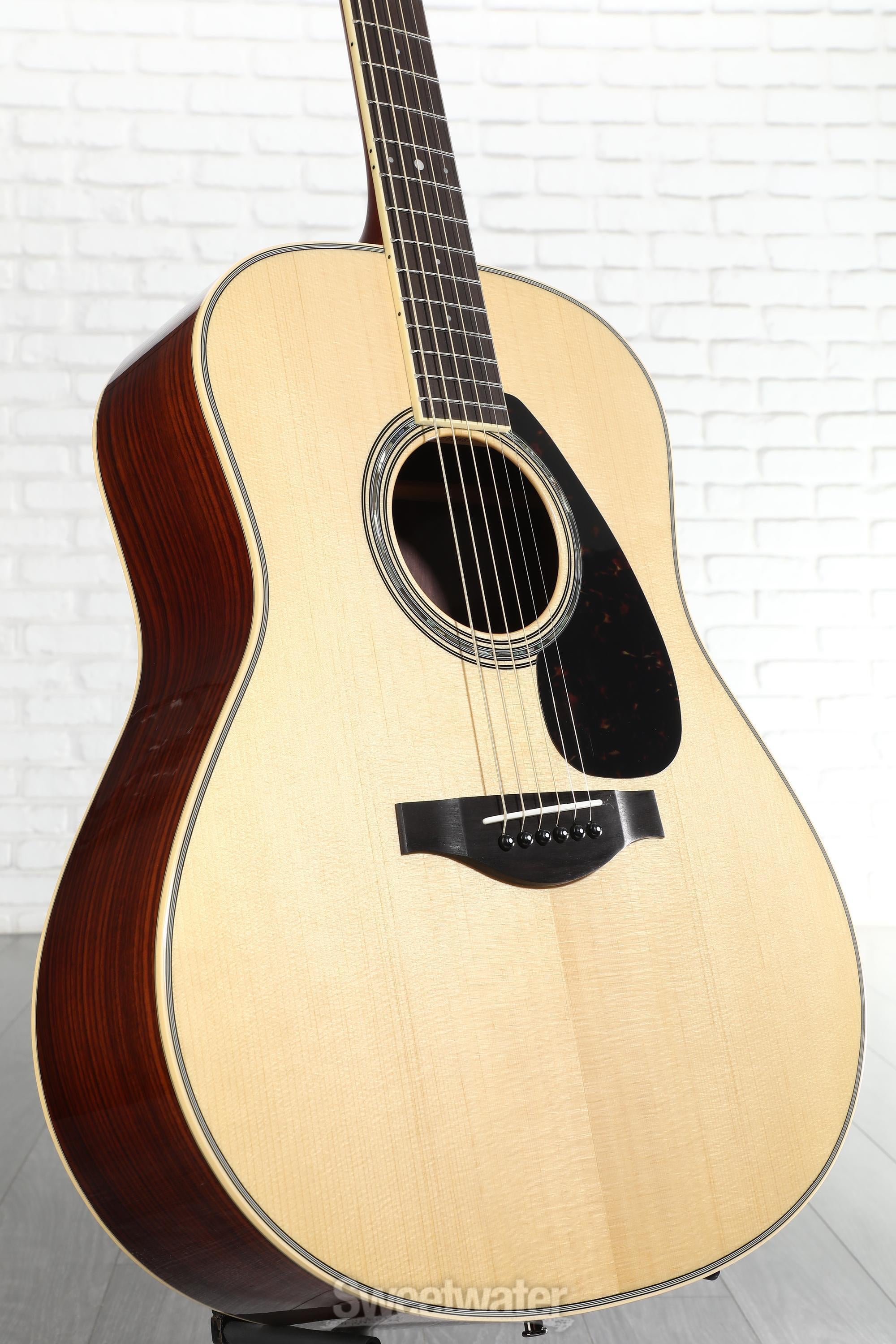 Yamaha LL6 ARE Original Jumbo Acoustic Guitar - Natural Reviews