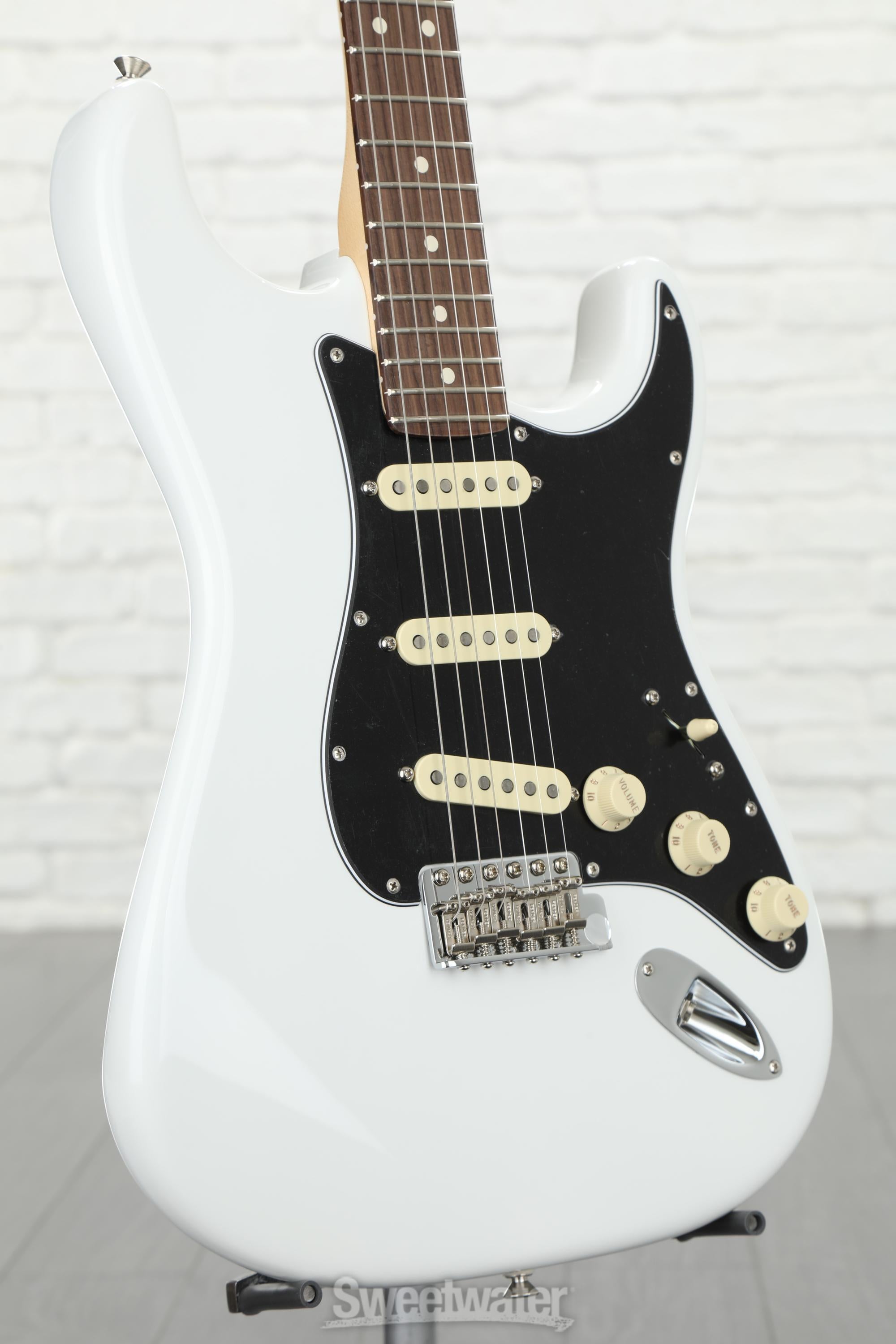 Fender American Performer Stratocaster - Arctic White with