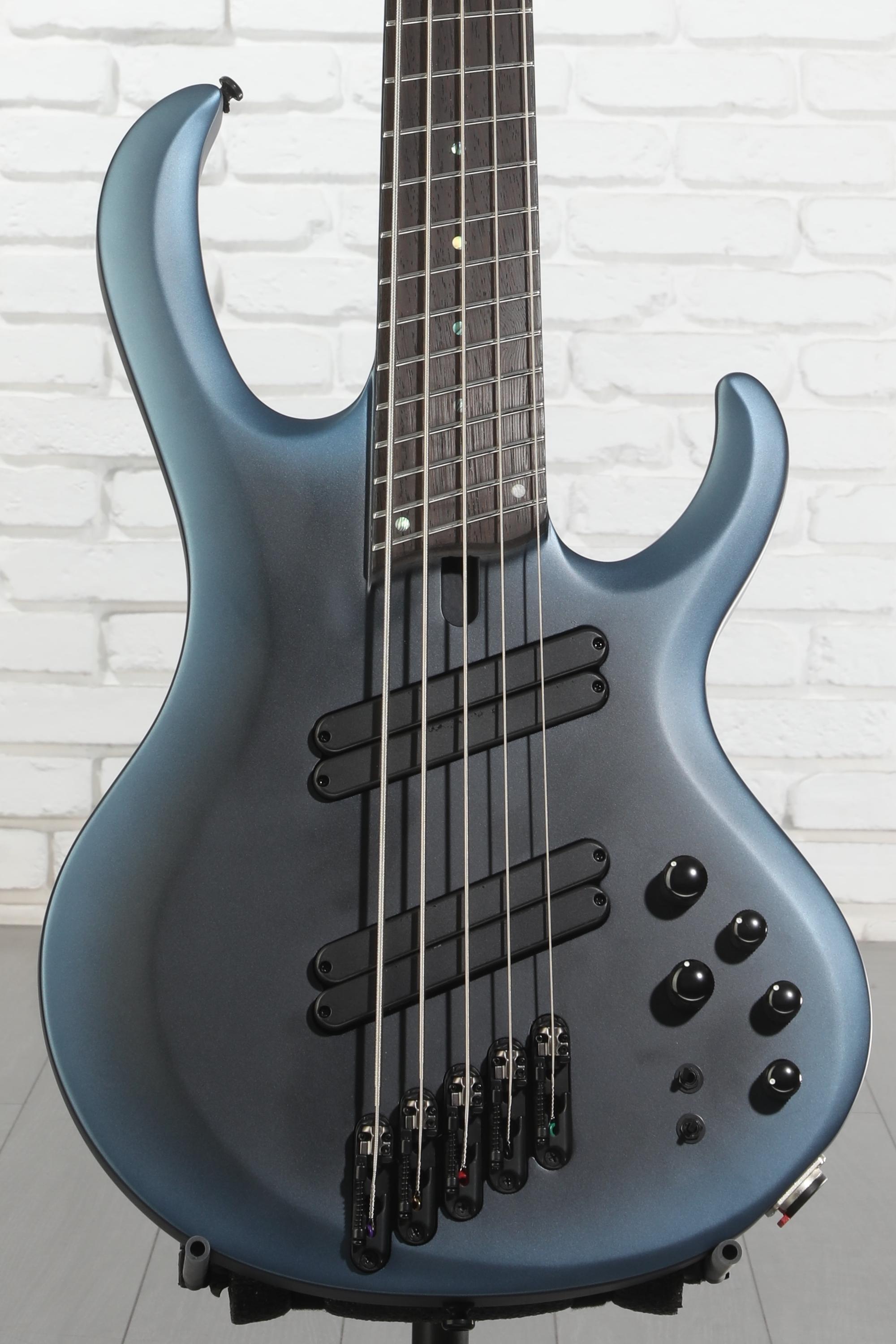 ベース Ibanez BTB605ms Amazon.com: Ibanez BTB605MS Bass Guitar - Cerulean Aura Burst