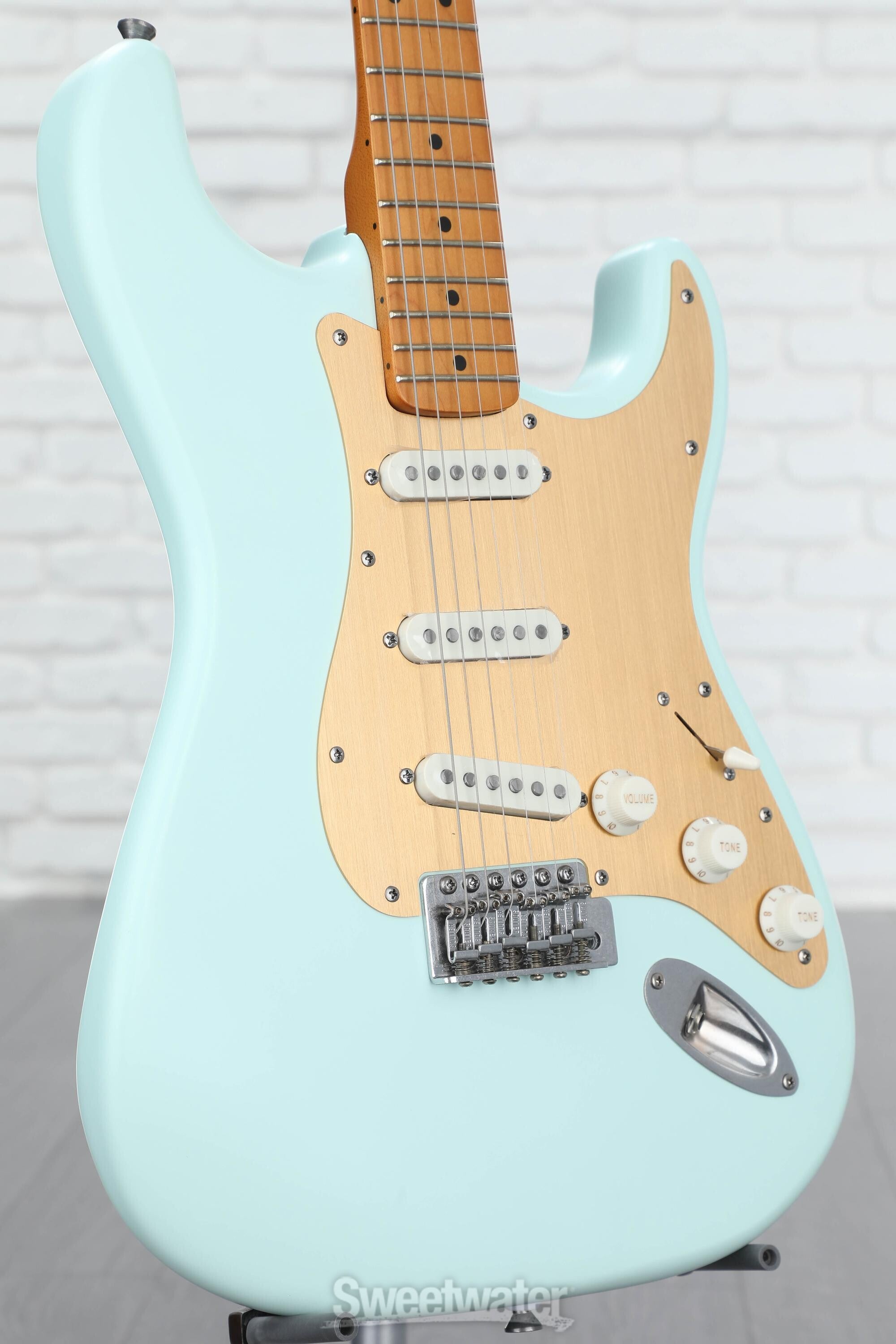 Squier 40th Anniversary Stratocaster Electric Guitar, Vintage Edition -  Satin Sonic Blue with Maple Fingerboard