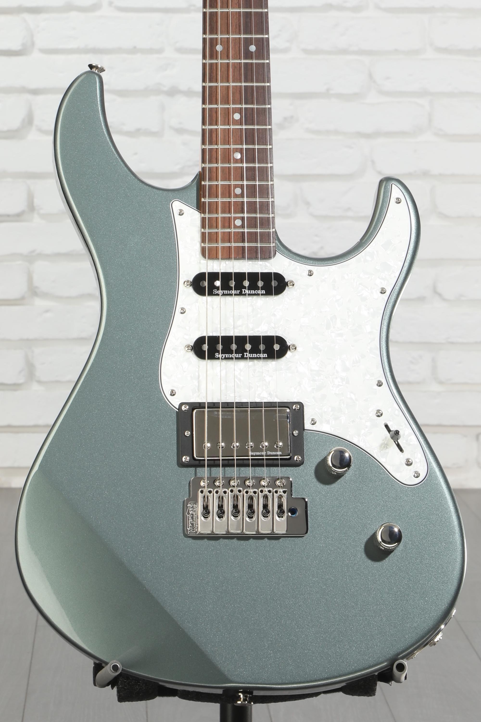 Yamaha PAC612VIIX Pacifica Electric Guitar - Mist Green | Sweetwater