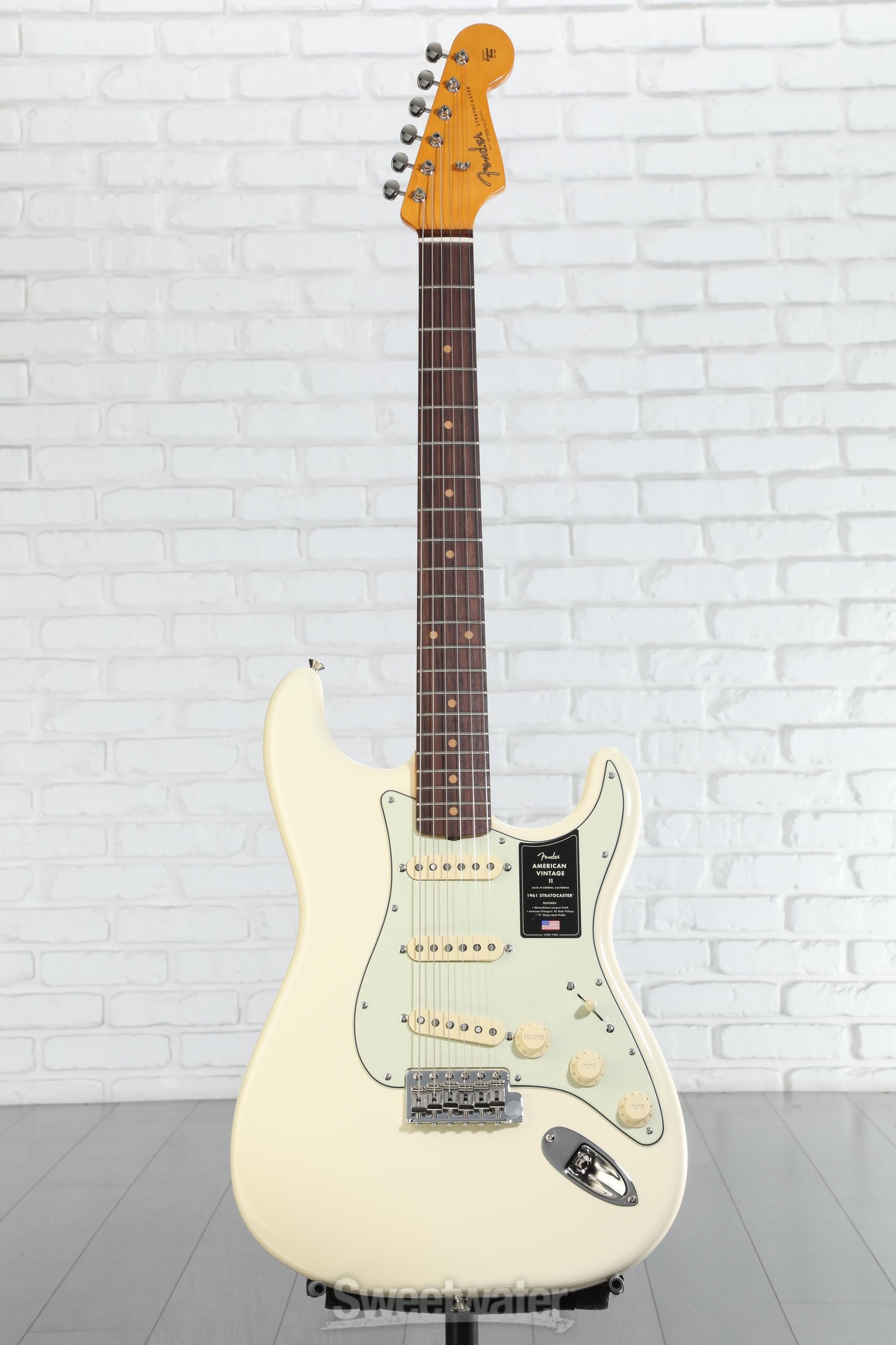 ギター Fender USA American Vintage Stratocaster Fender American Vintage II 1961 Stratocaster Electric Guitar