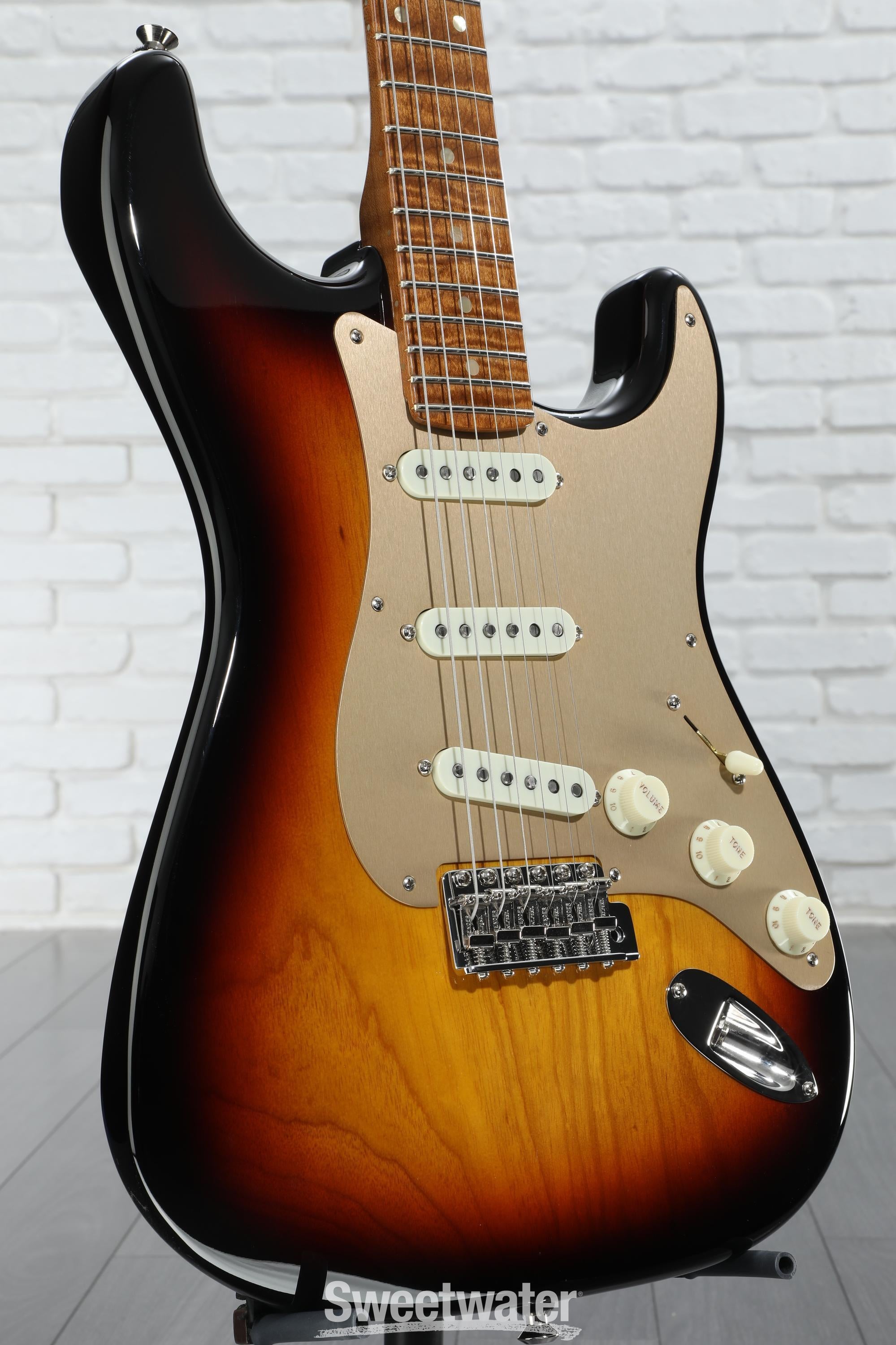 fender アメプロ storatocaster Fender Custom Shop American Custom Stratocaster Electric