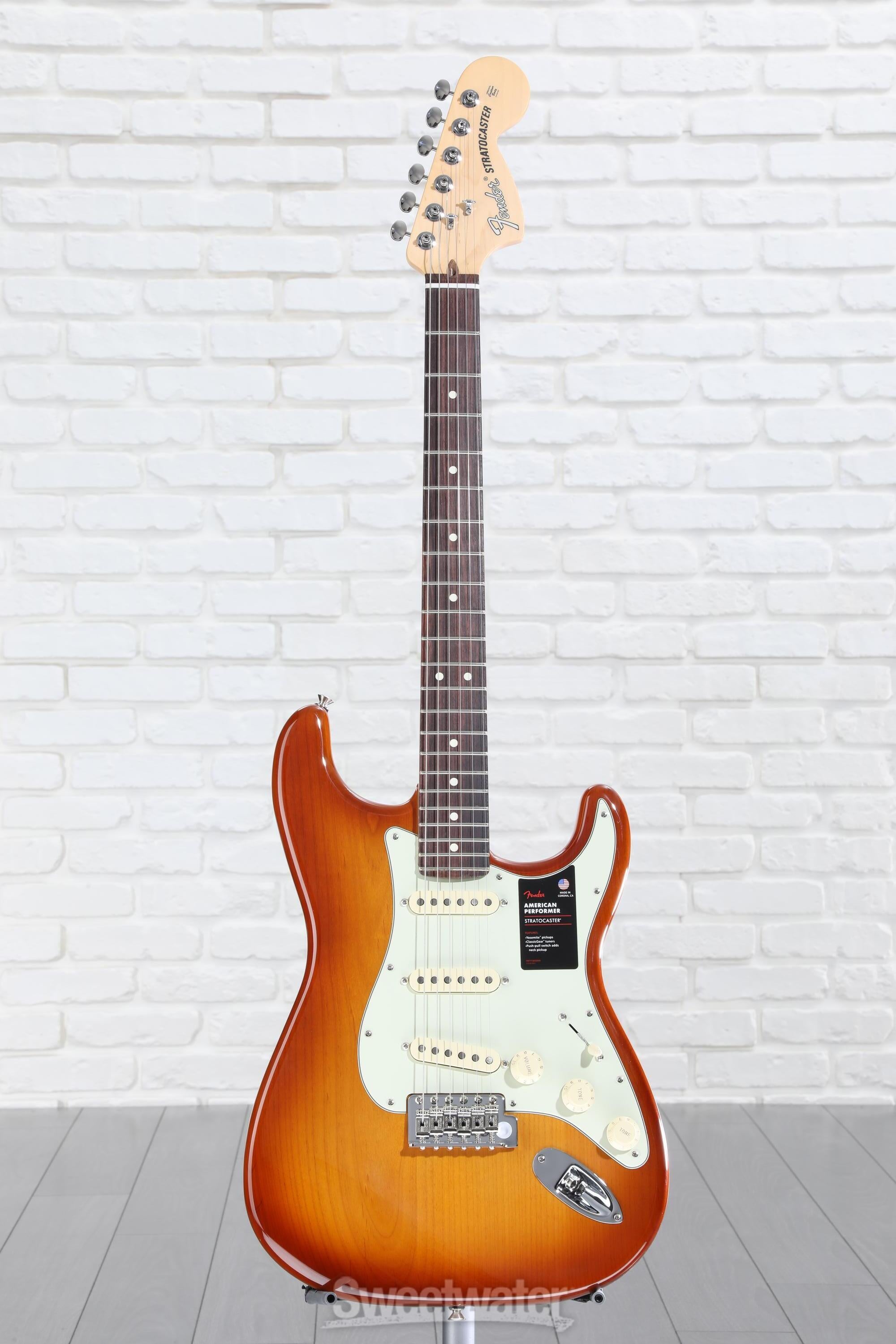 Fender American Performer Stratocaster - Honeyburst with Rosewood  Fingerboard