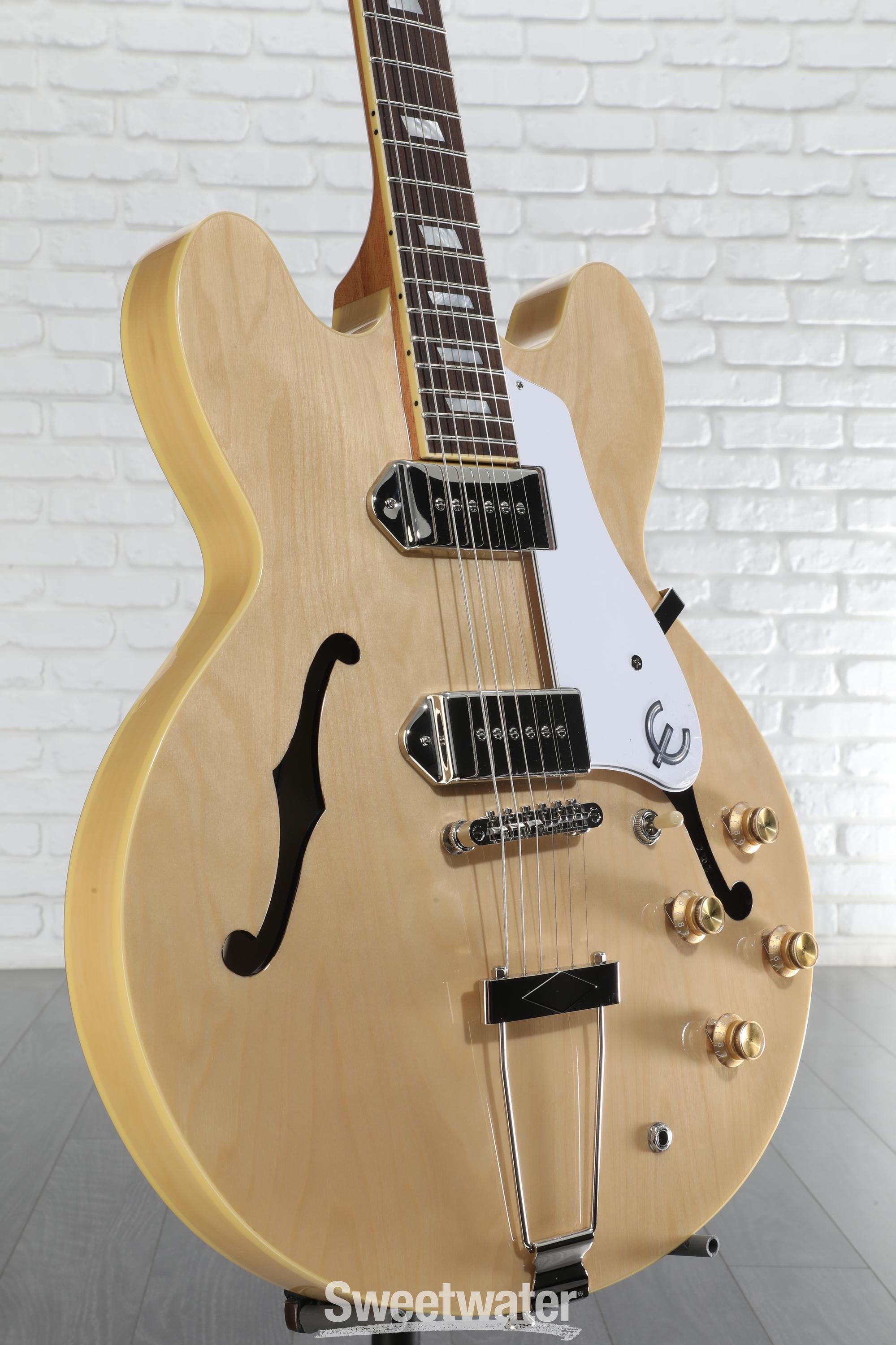 Epiphone Casino Hollowbody Electric Guitar - Natural Epiphone Casino Hollowbody Electric Guitar - Natural