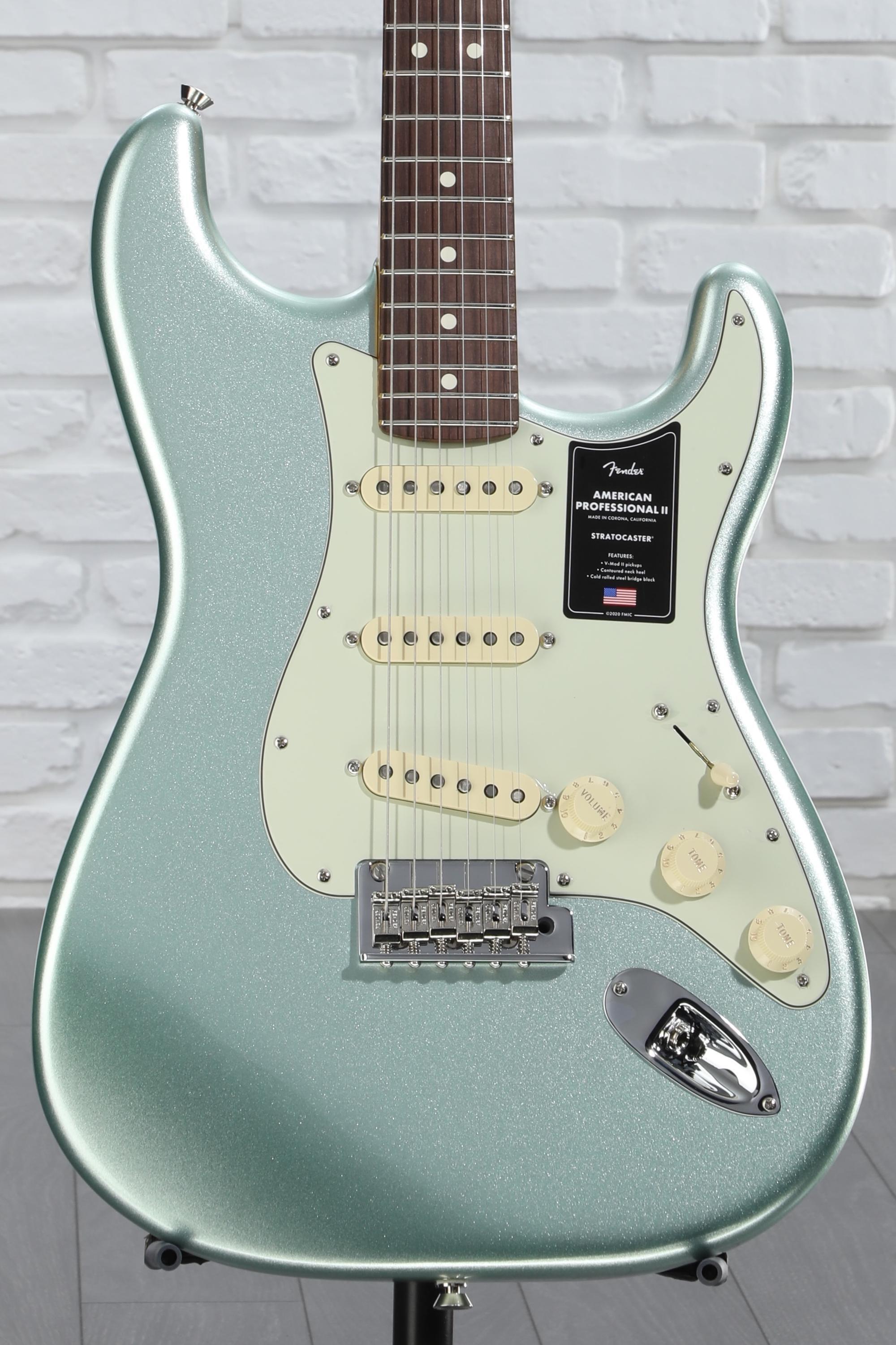 Fender American Professional II Stratocaster - Mystic Surf Green