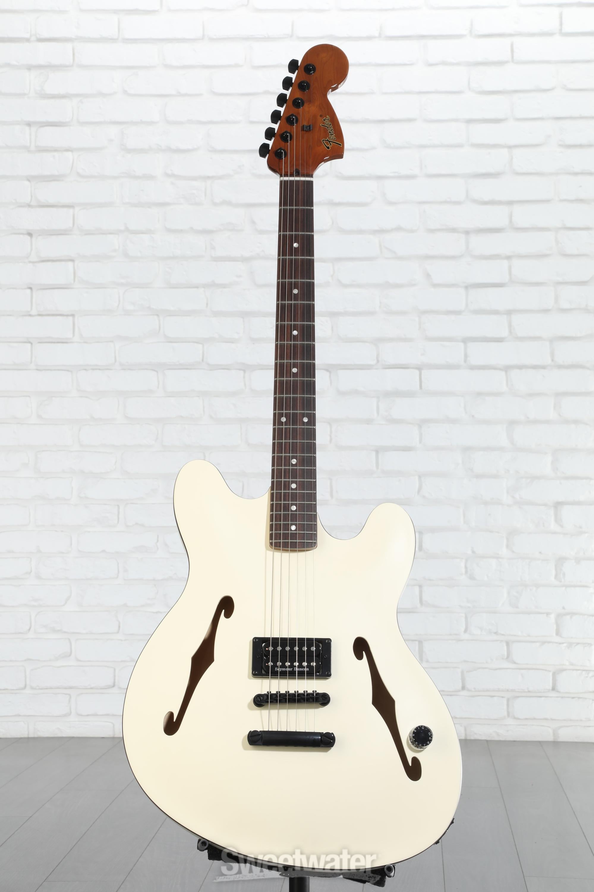 Fender Tom DeLonge Starcaster Semi-hollowbody Electric Guitar