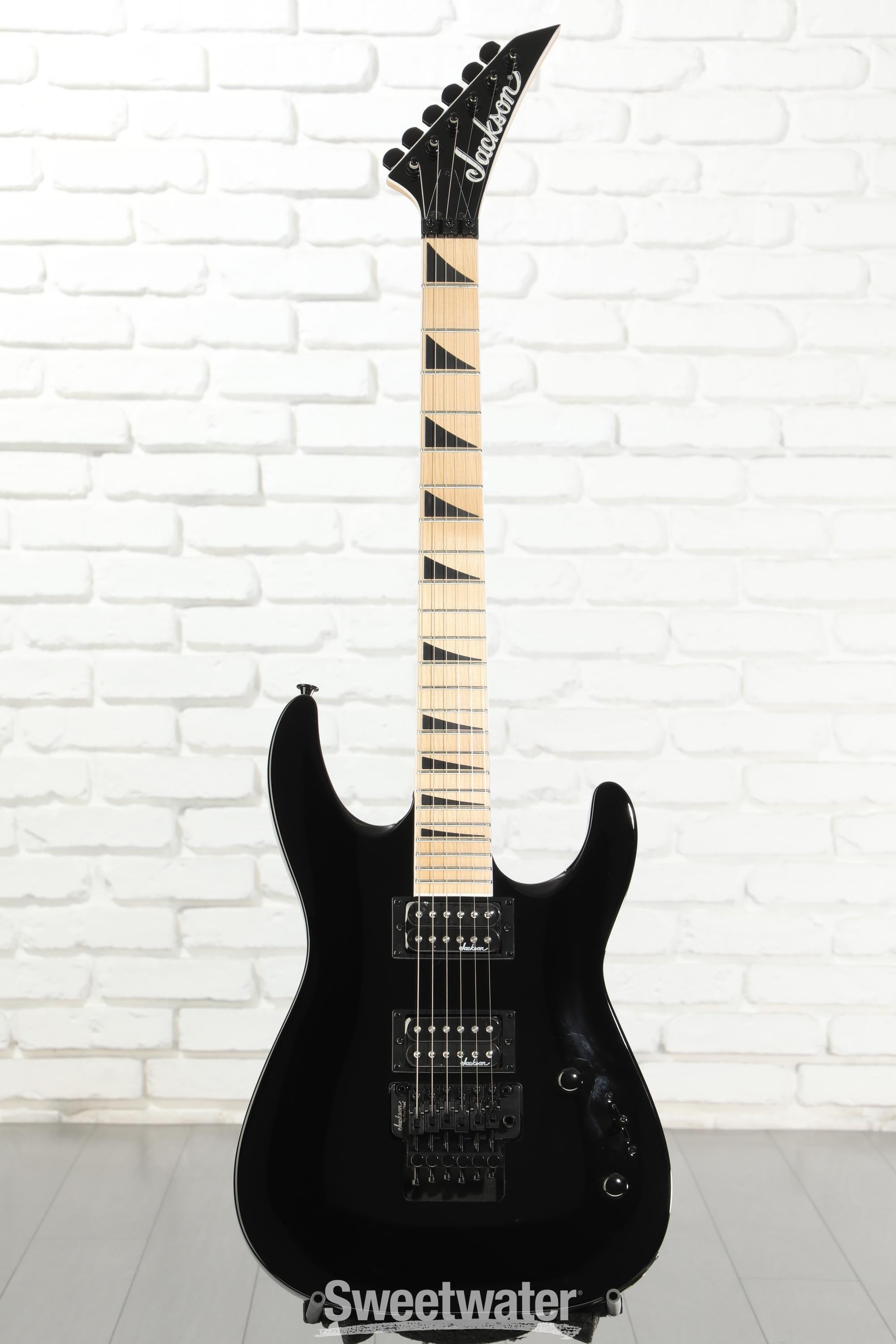 Jackson Dinky Arch Top JS32 DKAM - Gloss Black | Sweetwater