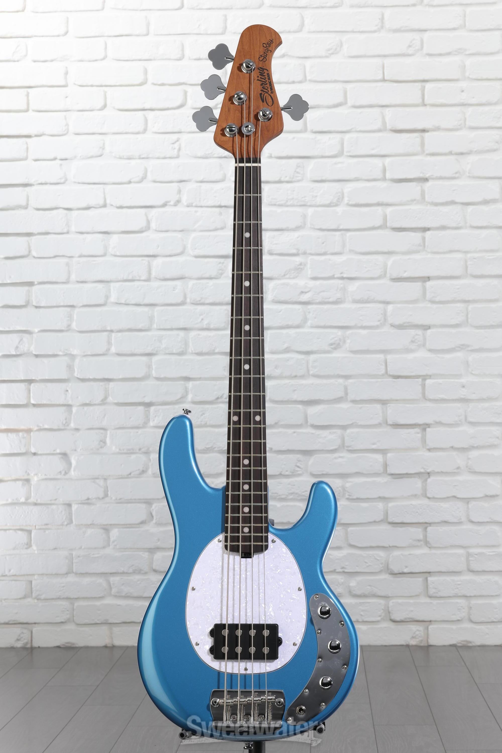 Sterling By Music Man StingRay RAYSS4 Short-scale Bass Guitar