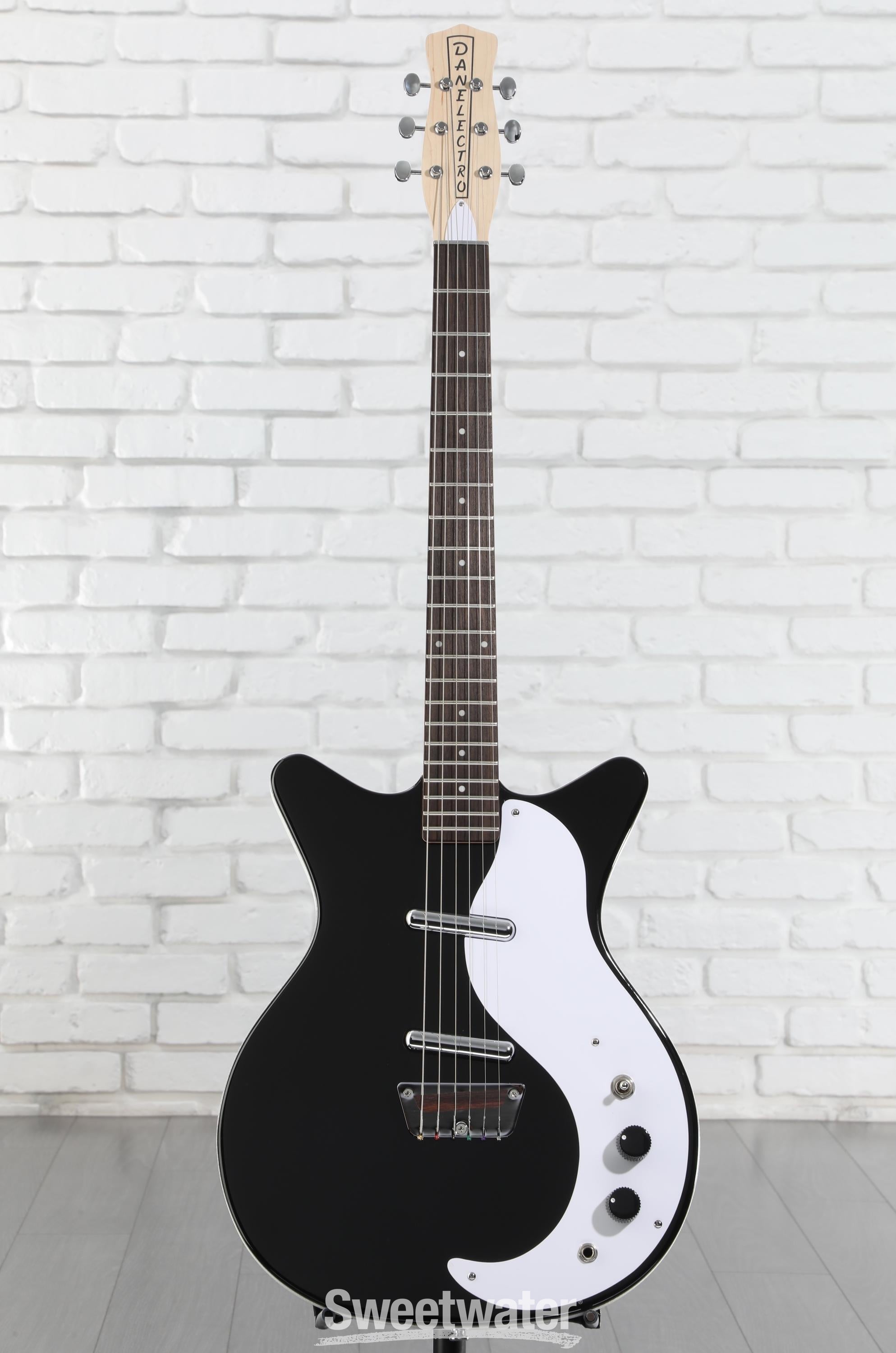 美品 Danelectro 59 ギター Amazon.com: Danelectro Stock '59 Electric Guitar - Aqua