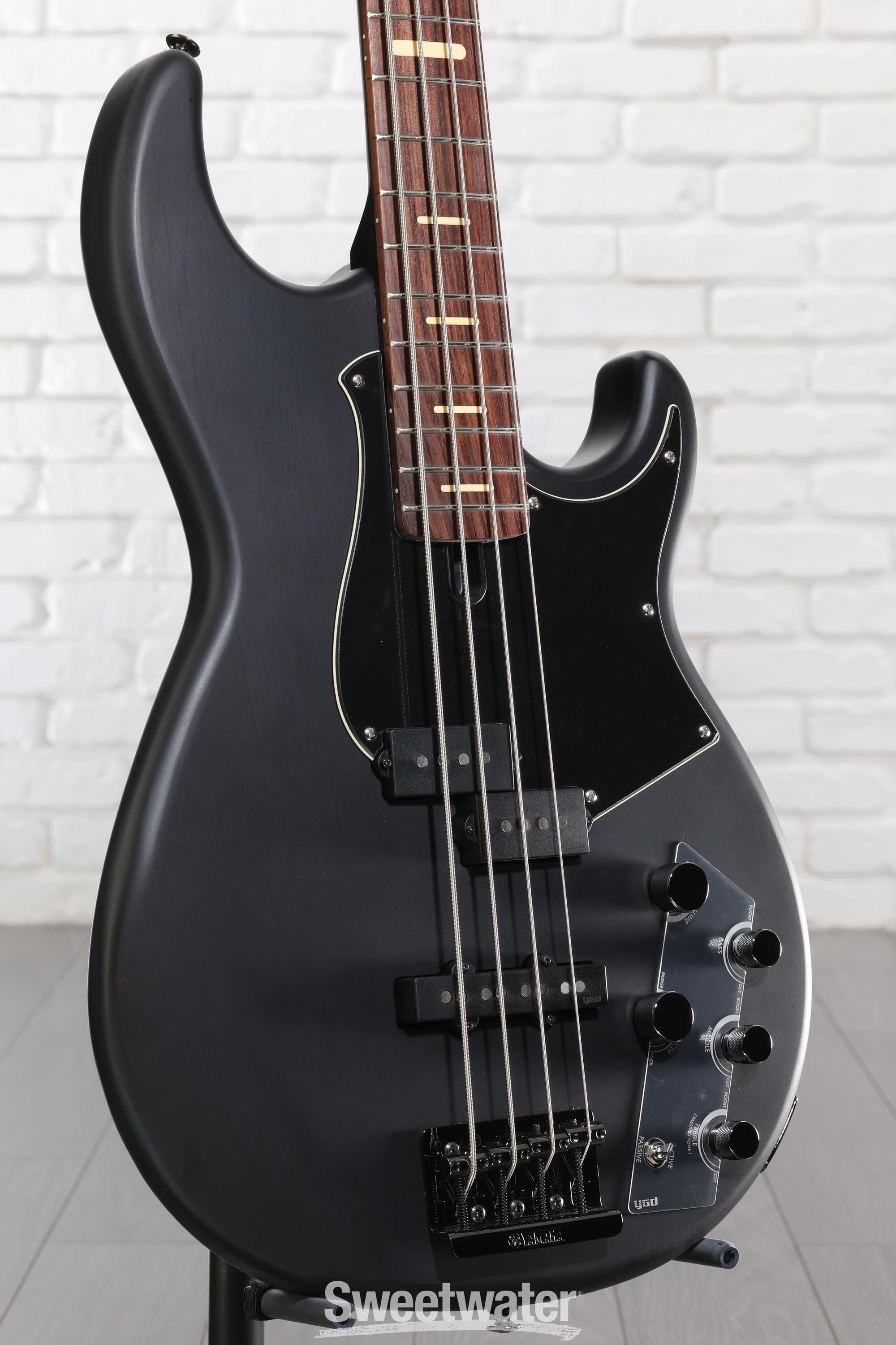 Yamaha BB734A 4-string Bass Guitar - Translucent Matte Black