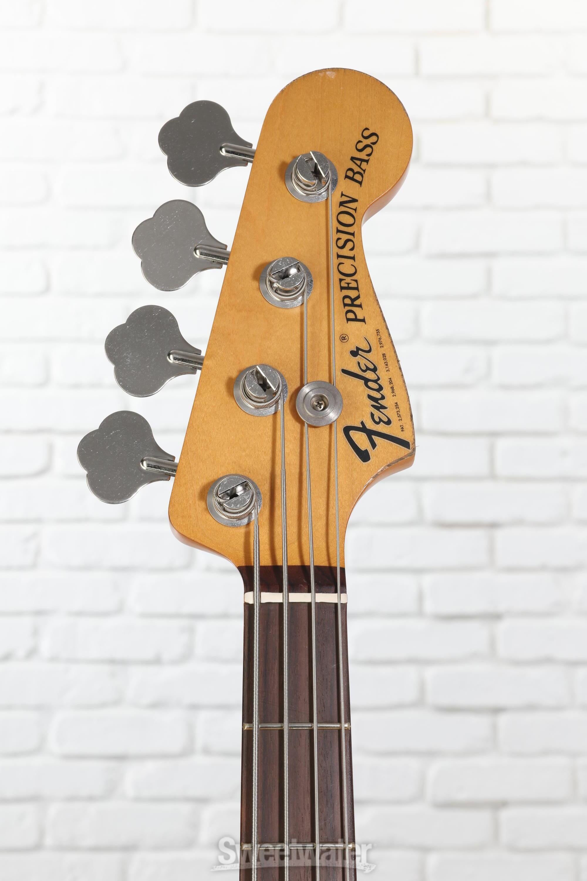 Fender Nate Mendel Precision Bass - Road Worn Candy Apple Red