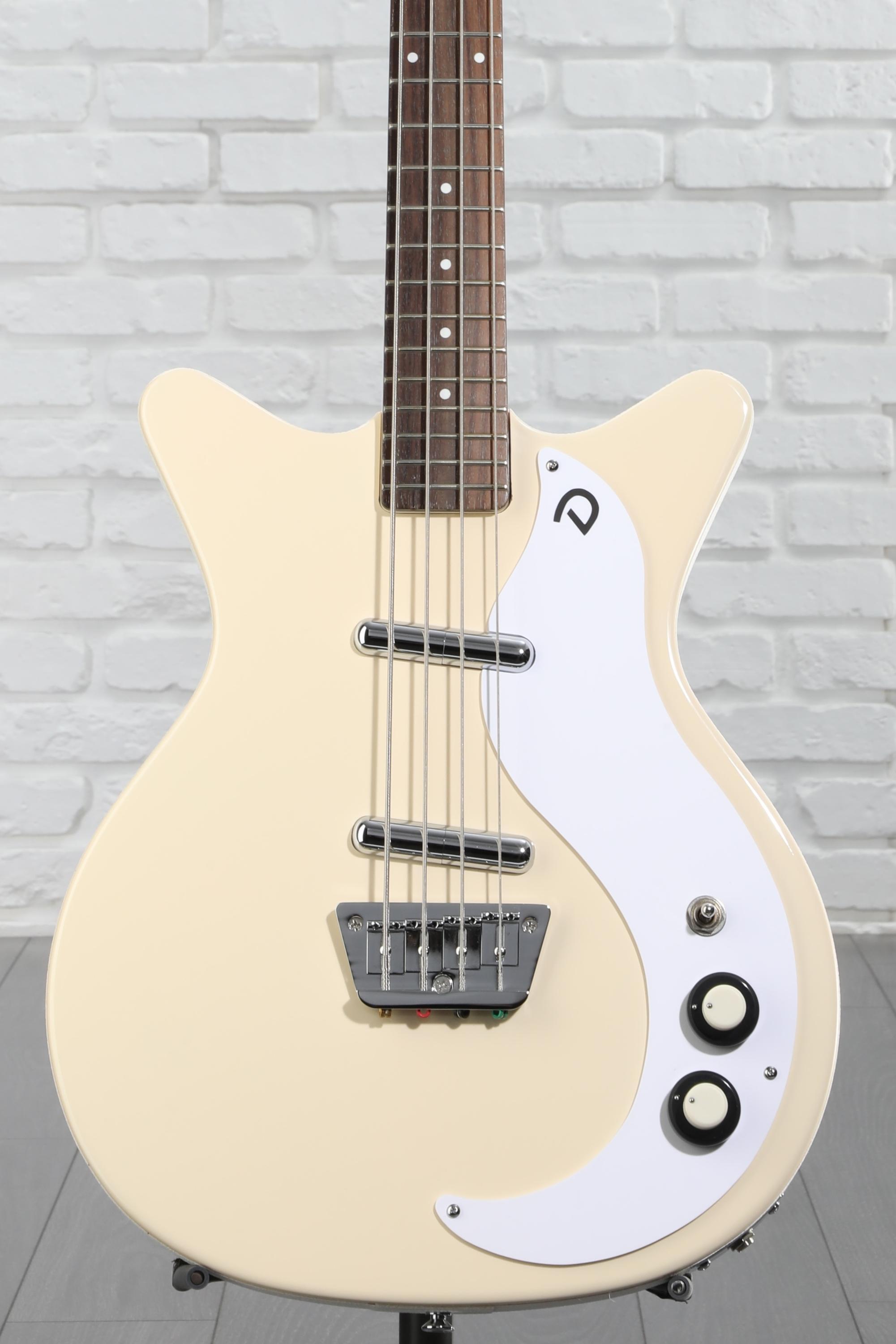 Danelectro　59DC Danelectro '59DC Short Scale Bass Guitar - Black Metalflake