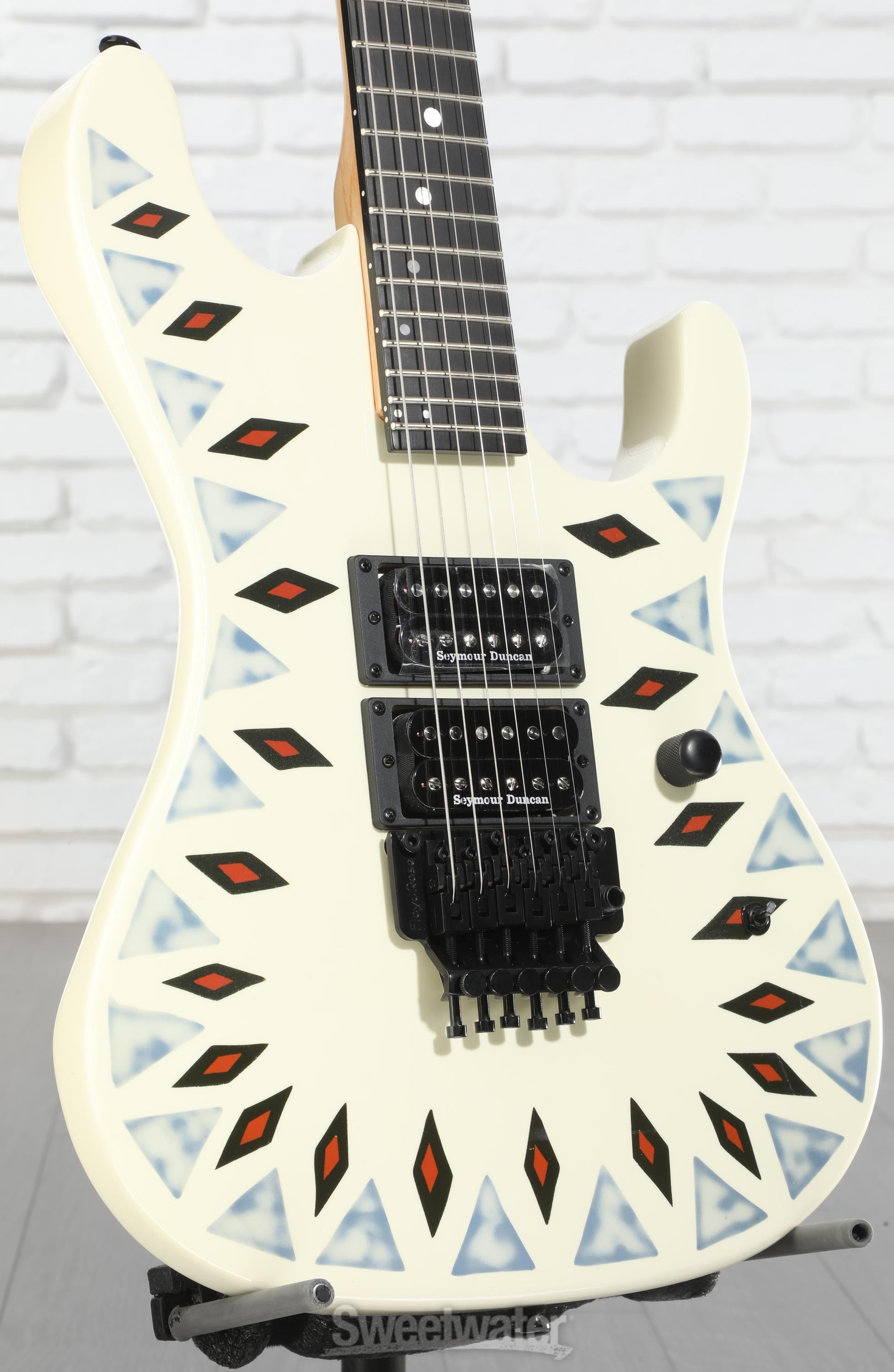 極美品KramerクレーマーNightswanナイトスワンAztec Amazon.com: Kramer Nightswan Floyd Rose, Vintage White Aztec