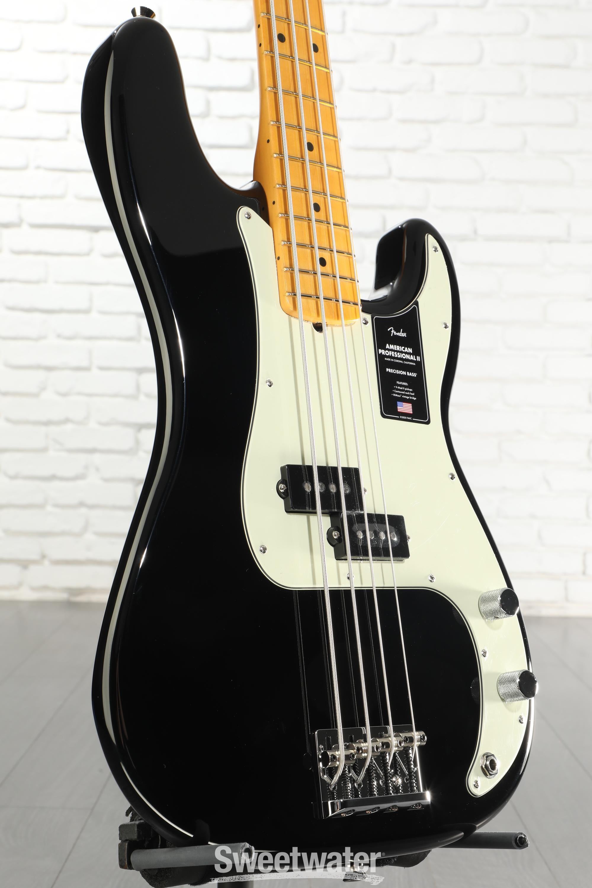 Fender American Professional II Precision Bass - Black with Maple