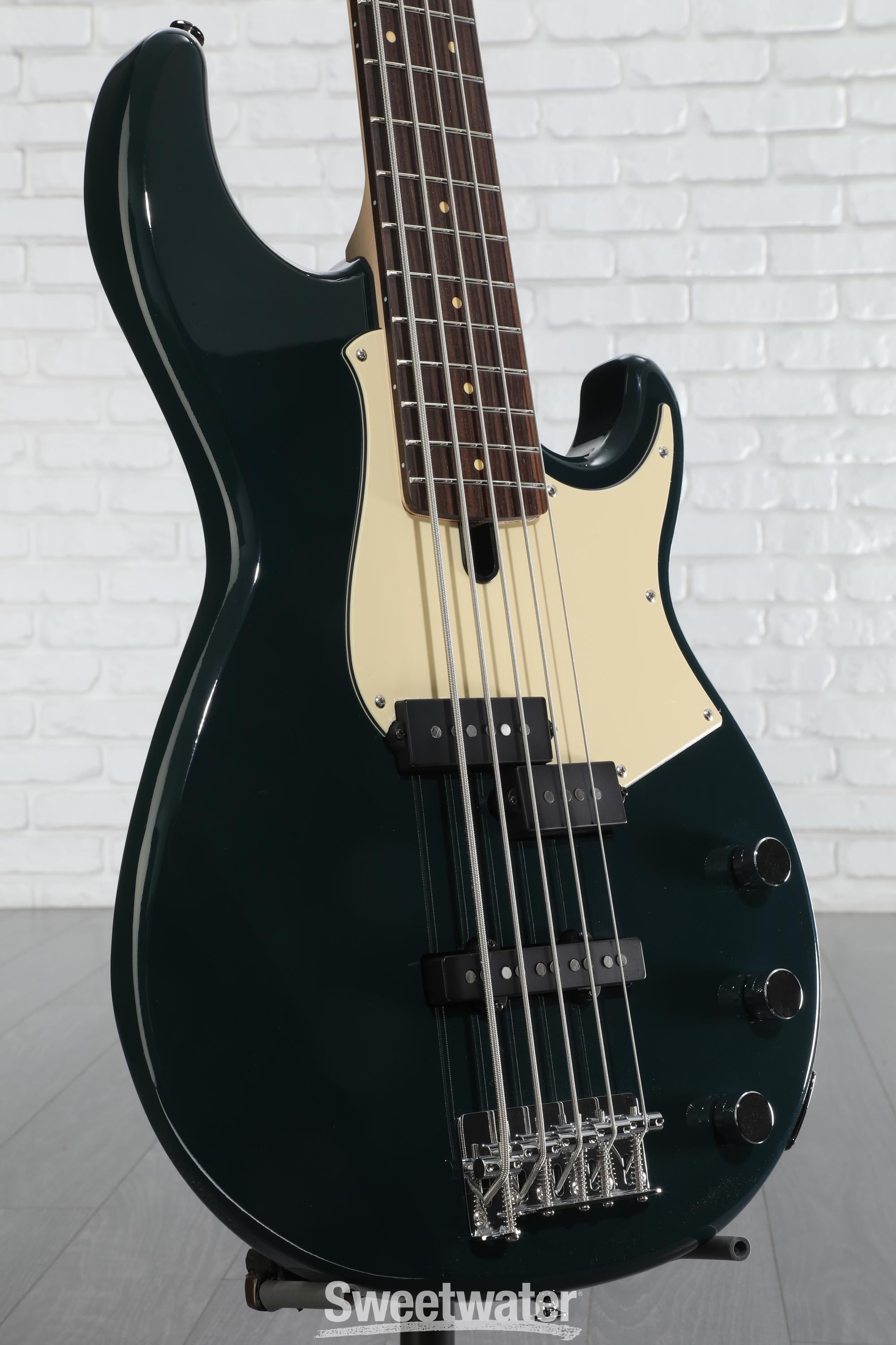 Yamaha BB435 ティールブルー Amazon.com: Yamaha BB435 BB-Series 5-String Bass Guitar