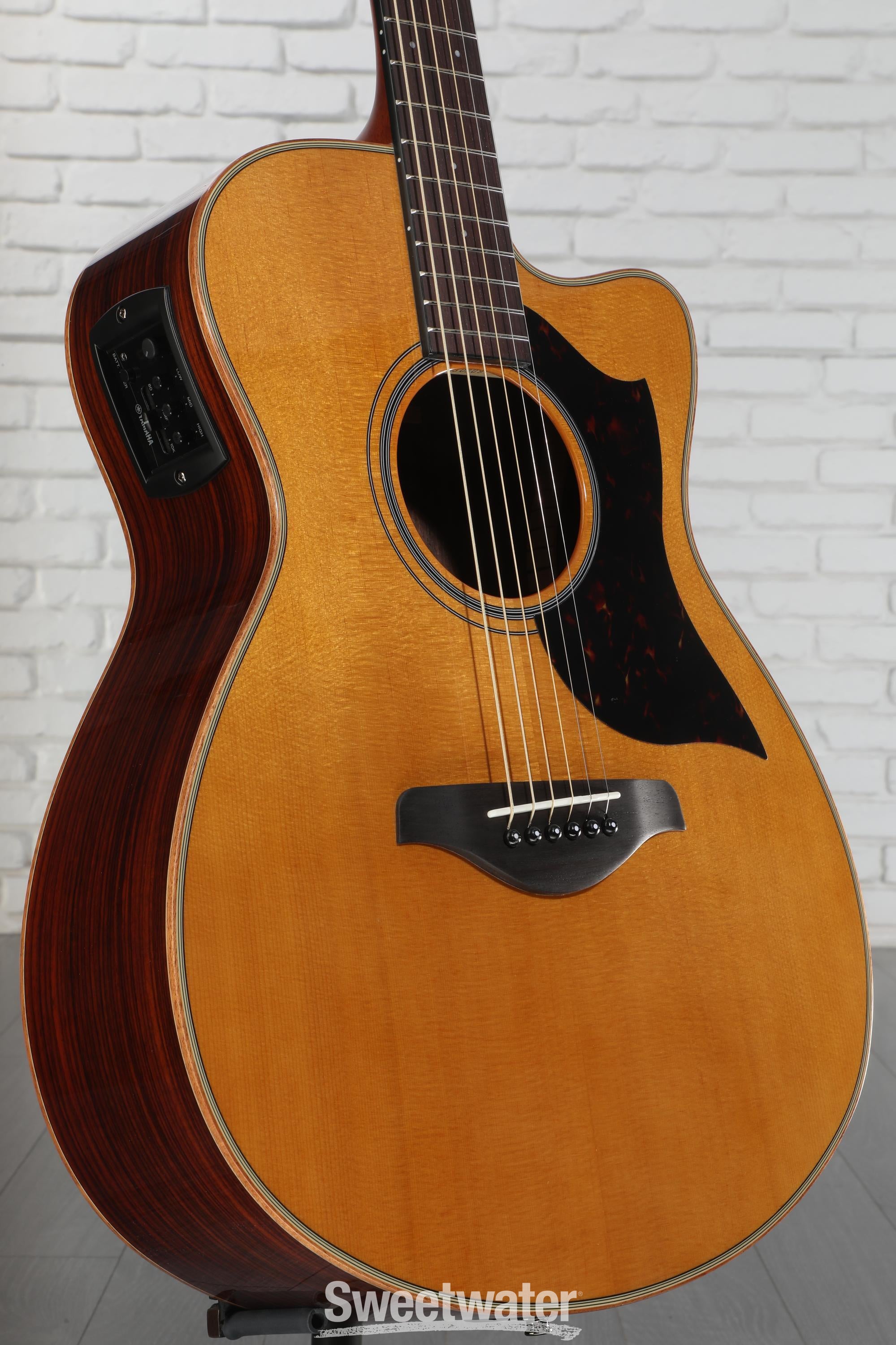 YAMAHA ヤマハ AC1R エレアコ ギター アコースティック AC1R Cutaway Acoustic-Electric Guitar - Yamaha USA