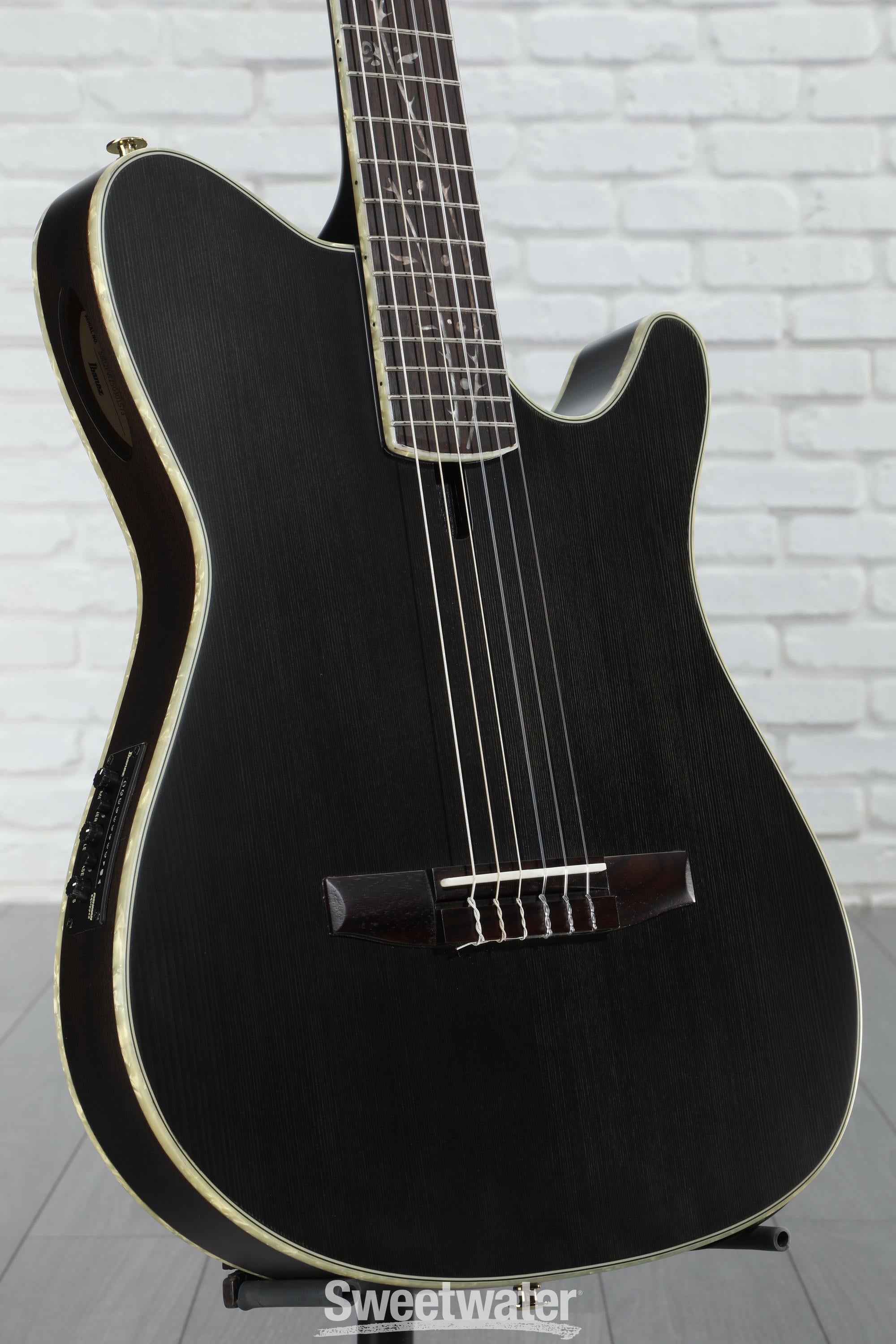 Ibanez TOD10N（Tim Henson シグネチャー / ナイロン） Ibanez TOD10N Tim Henson Signature Nylon Acoustic-Electric