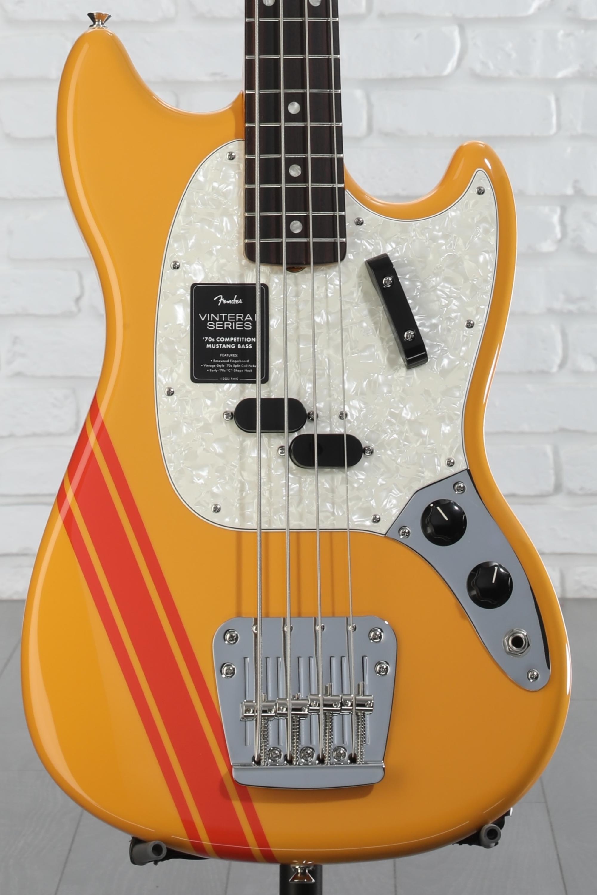 Fender Vintera II '70s Mustang Bass - Competition Orange