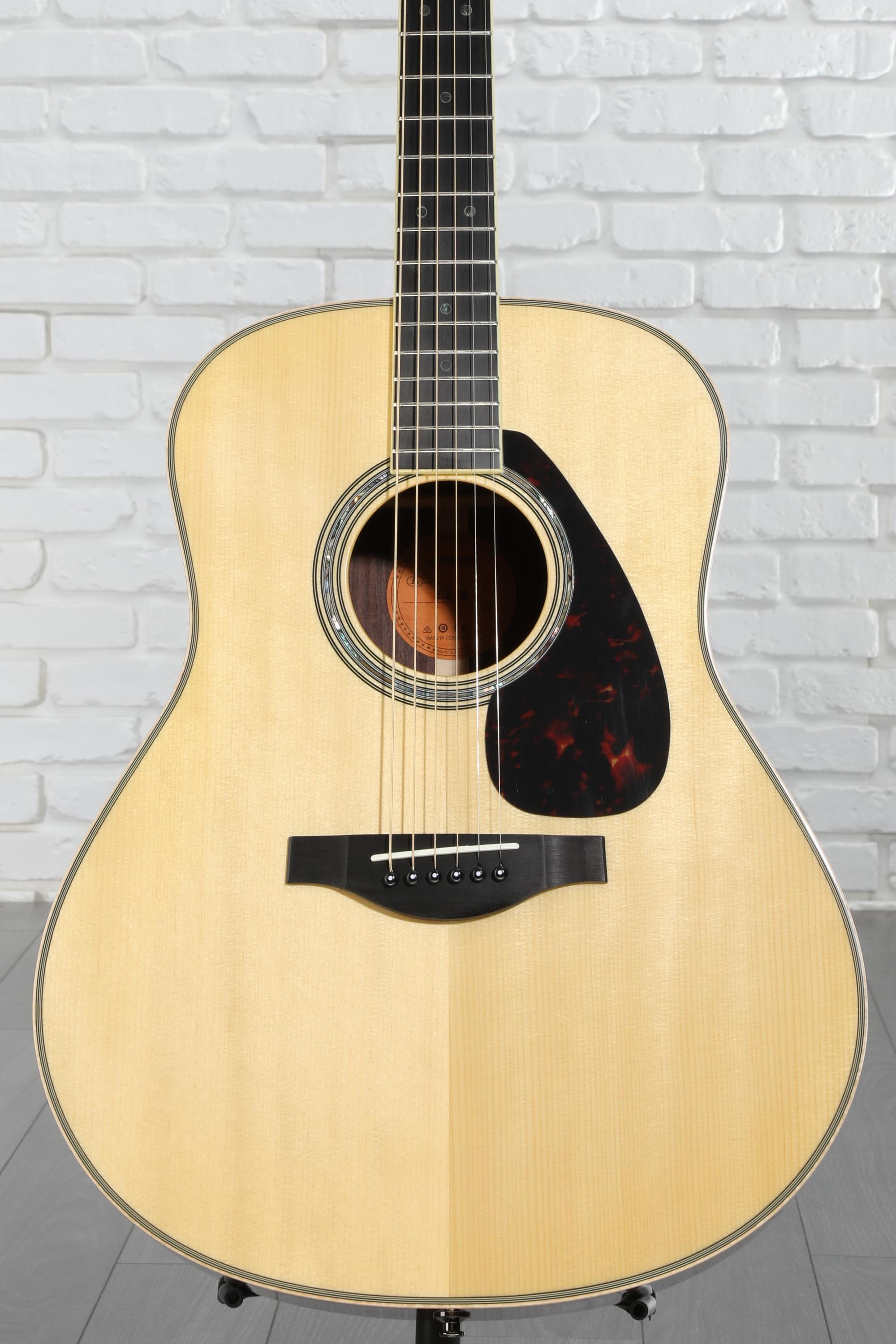 Yamaha LL16 ARE Original Jumbo Acoustic-electric Guitar - Natural