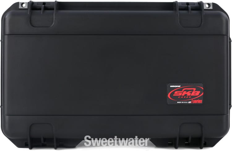 SKB 3i-2011-MC12 iSeries Case for up to 12 Microphones