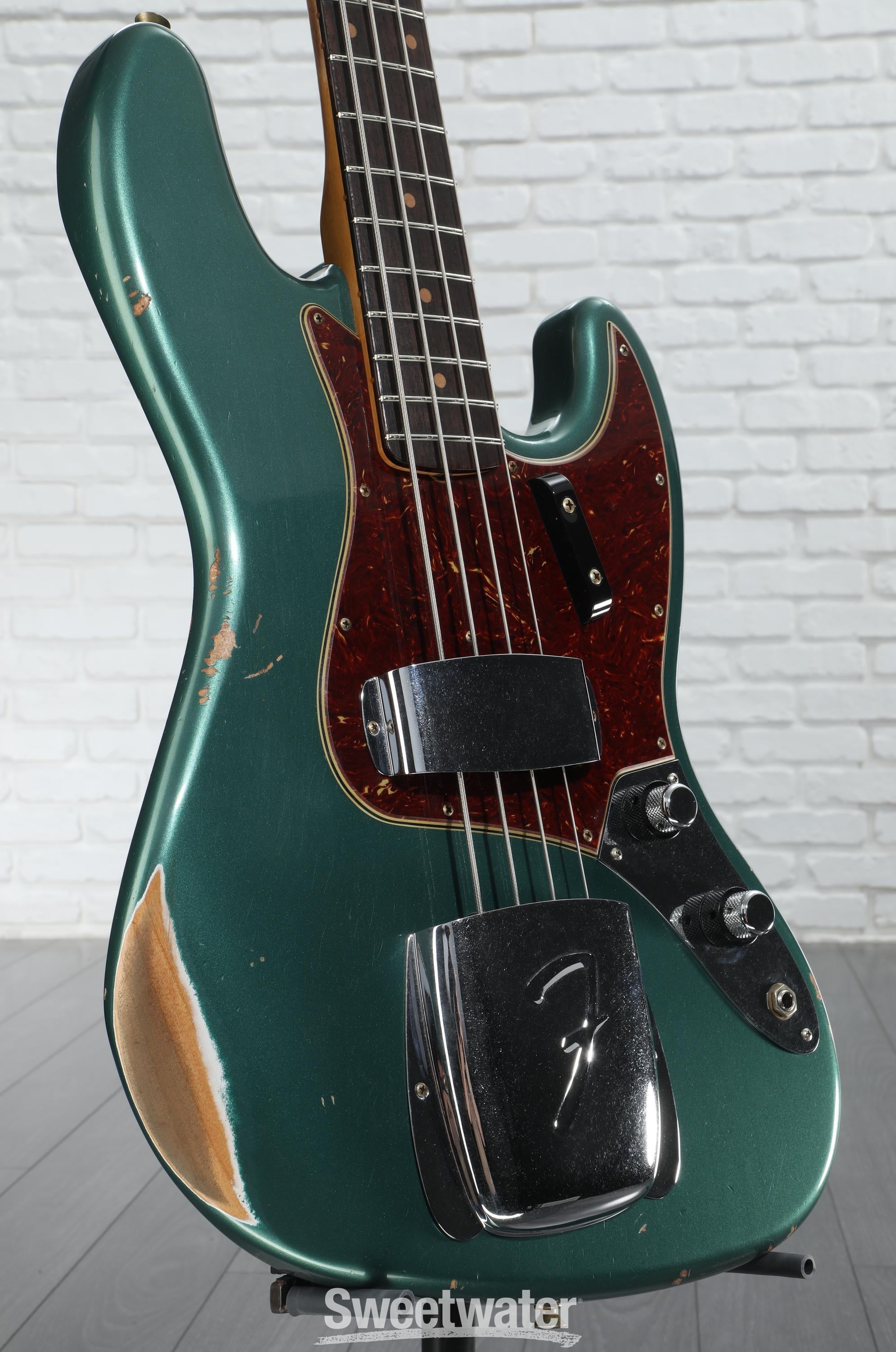 ベース Fender Custom Shop 62 Jazz Bass Relic Fender Custom Shop 1962 Jazz Bass, Relic, 3-Tone Sunburst
