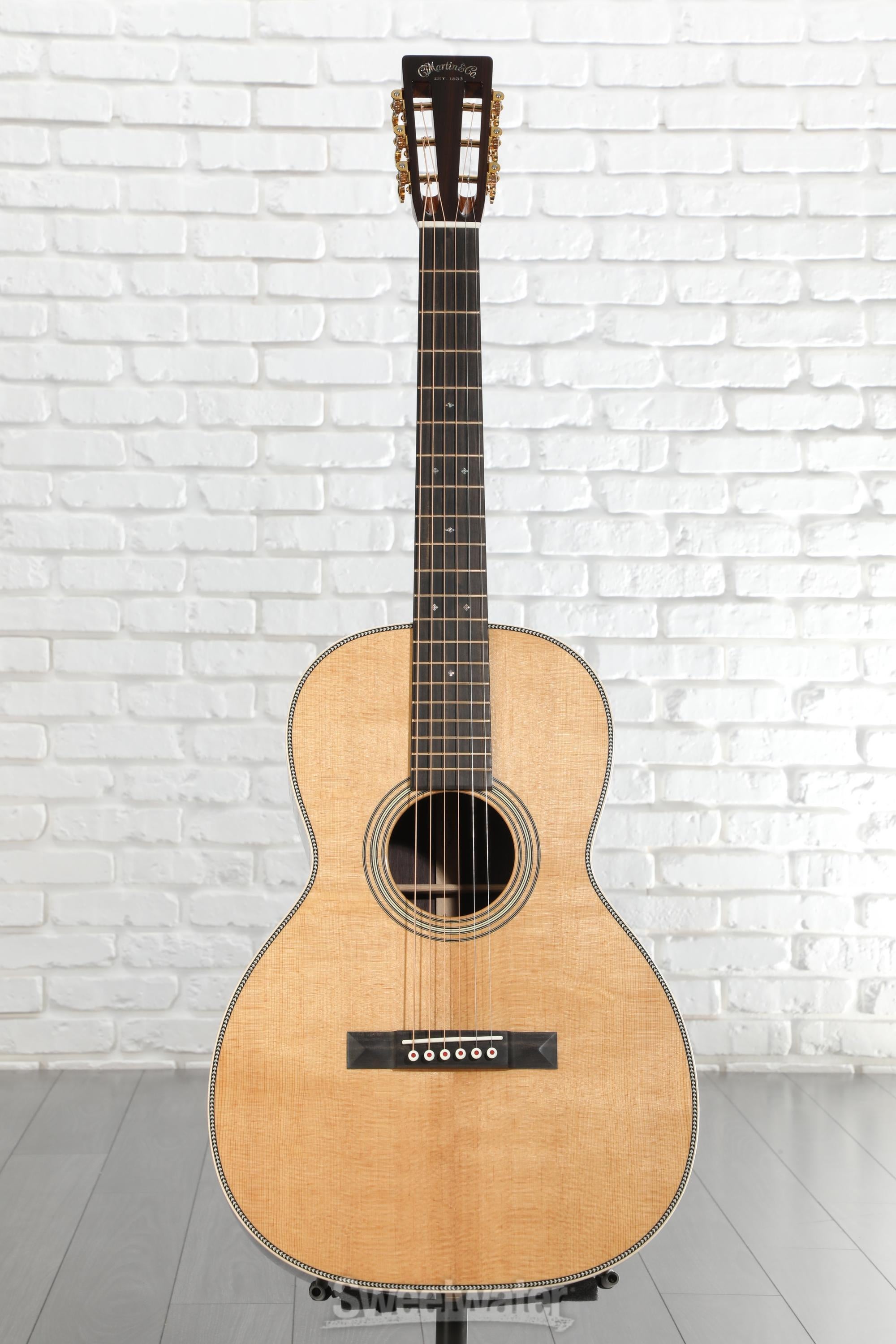 Martin 0012-28 Modern Deluxe Acoustic Guitar - Natural | Sweetwater