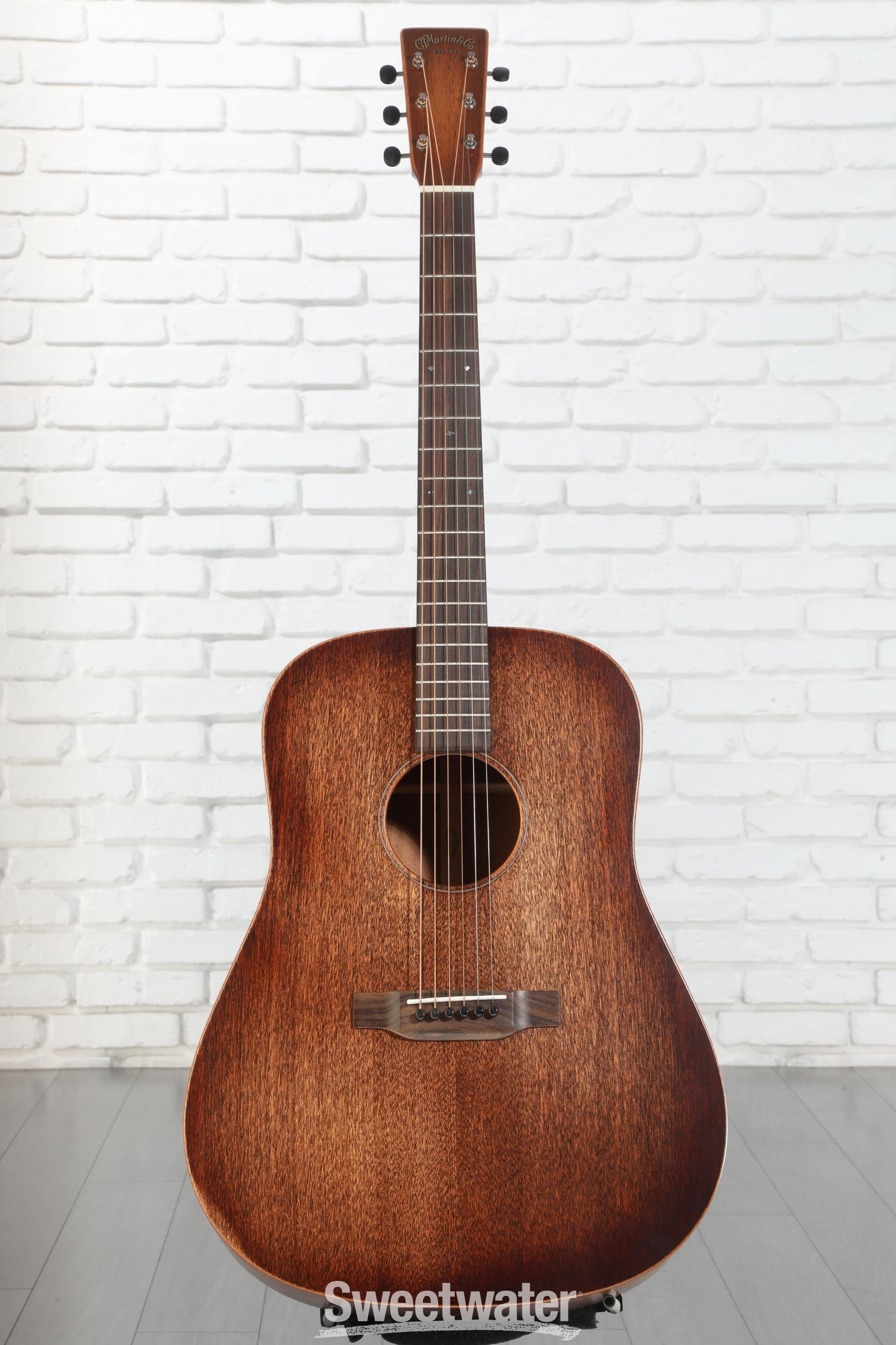 Martin D-15M Street Master アコースティックギター Martin D-15M StreetMaster Acoustic Guitar - Distressed Burst