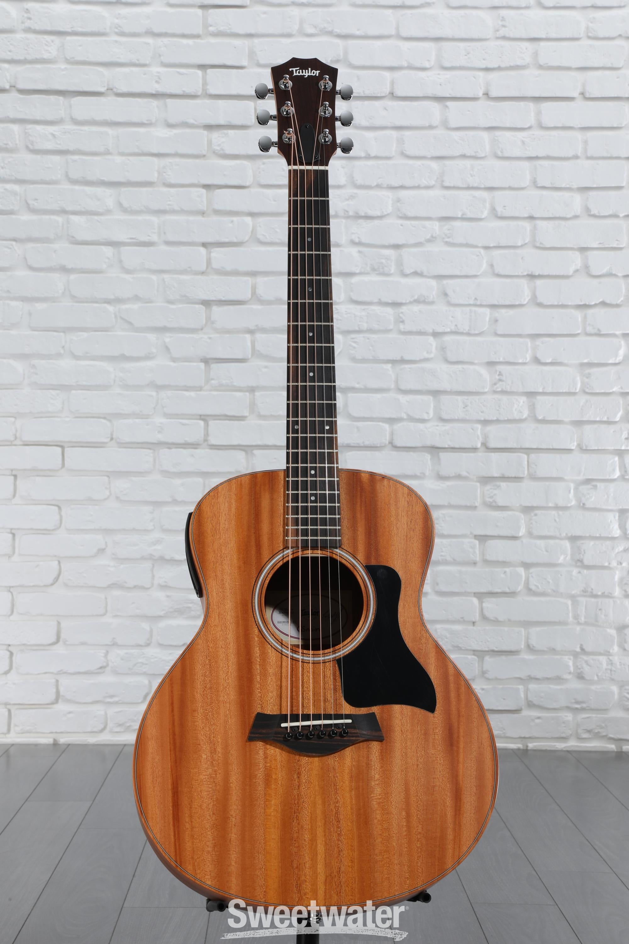 ギター Taylor GS Mini e Mahogany SEB GS Mini-e Mahogany Layered Sapele Acoustic-Electric Guitar