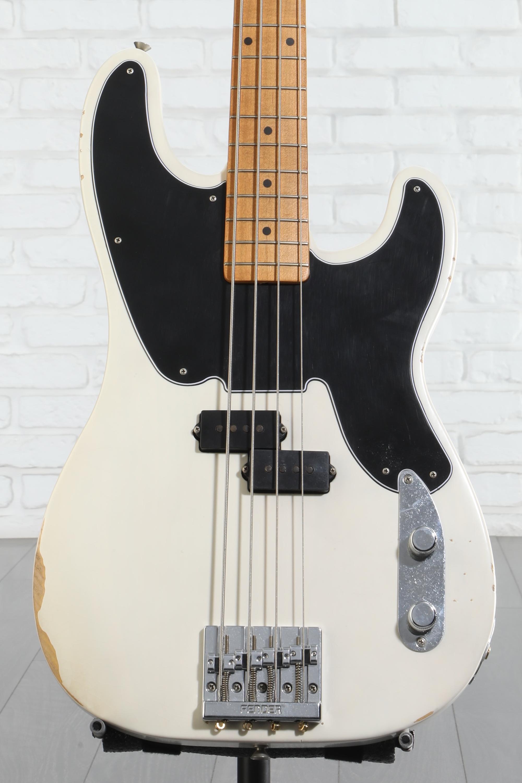 Mike Dirnt Road Worn® Precision Bass® Fender Mike Dirnt Road Worn Precision Bass White Blonde