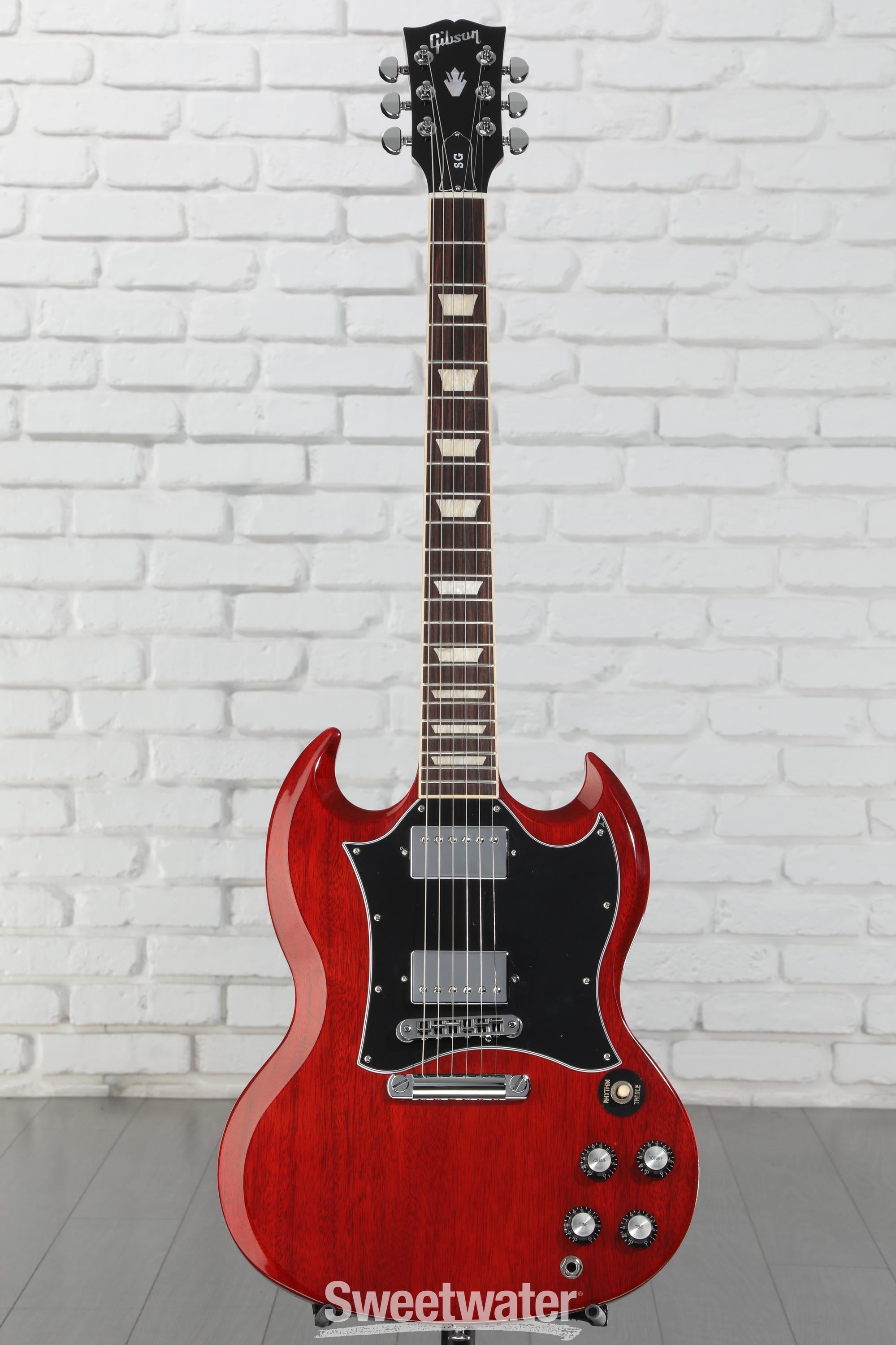ギター Gibson 2022 SG Standard Heritage Cherry Gibson Back in Black… Heritage Cherry, and Dark Walnut!